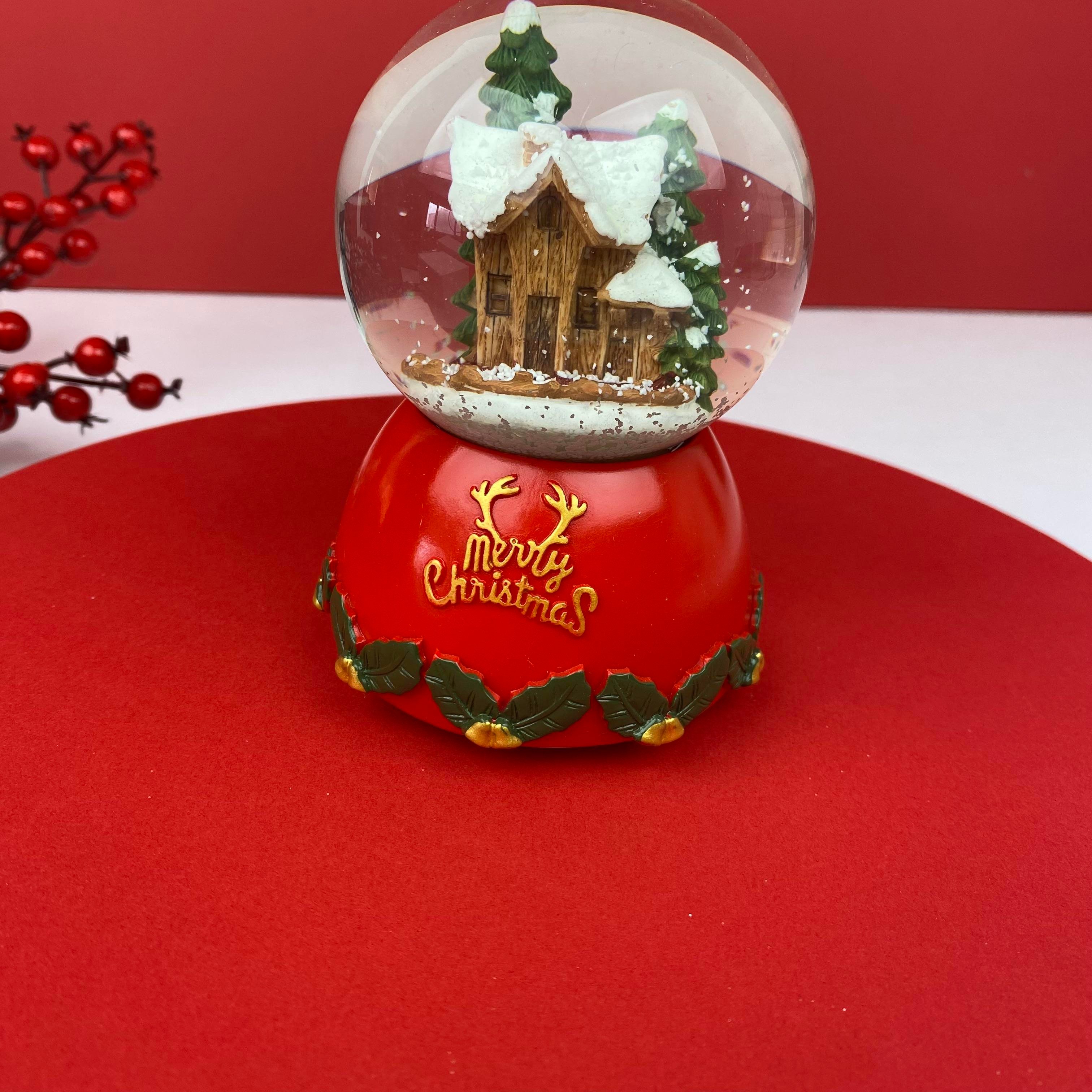 Büyük Boy Müzikli Işıklı Kar Küresi 