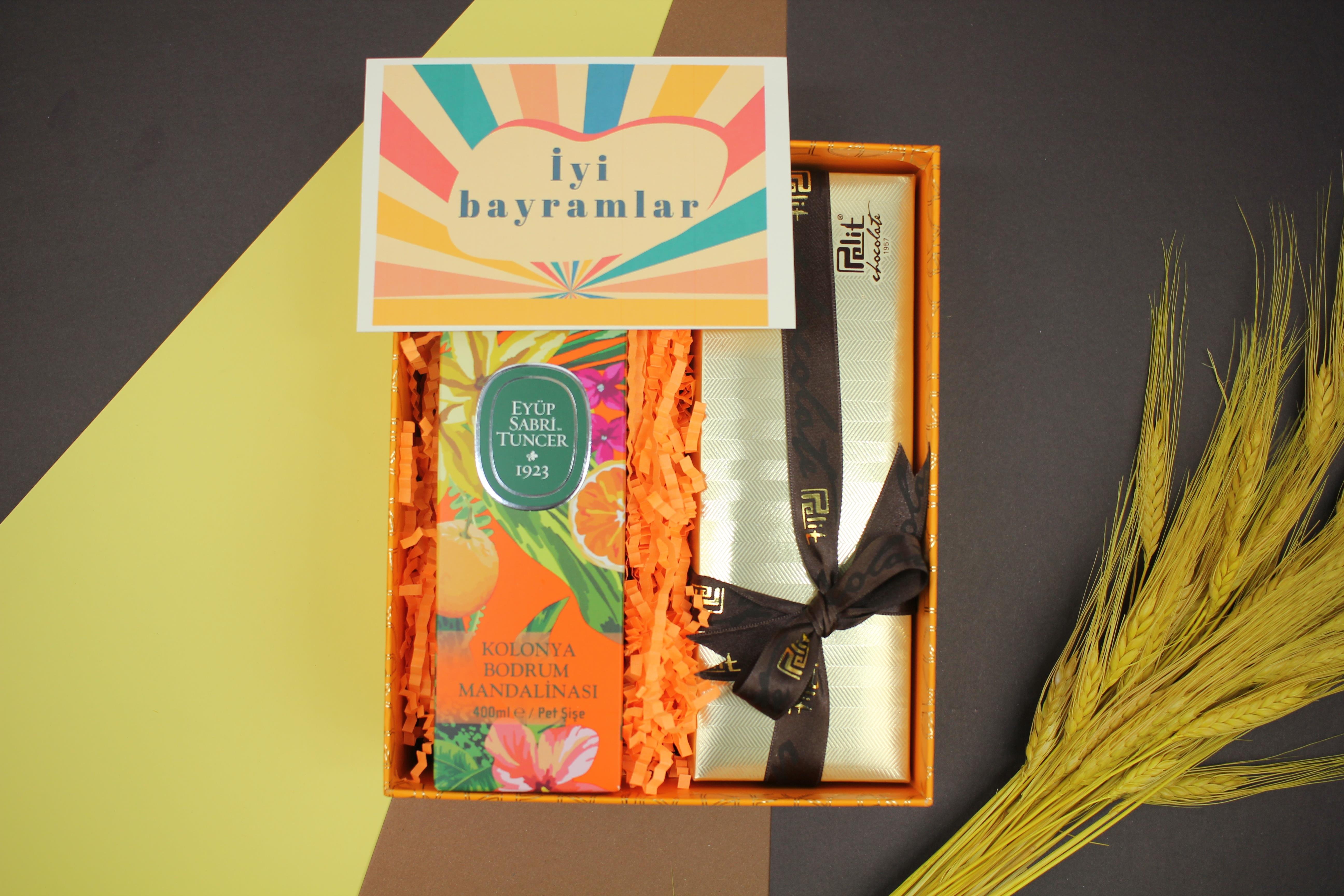 candy-bayram-cikolatasi-hediye-kutusu-a2e4e5.jpg