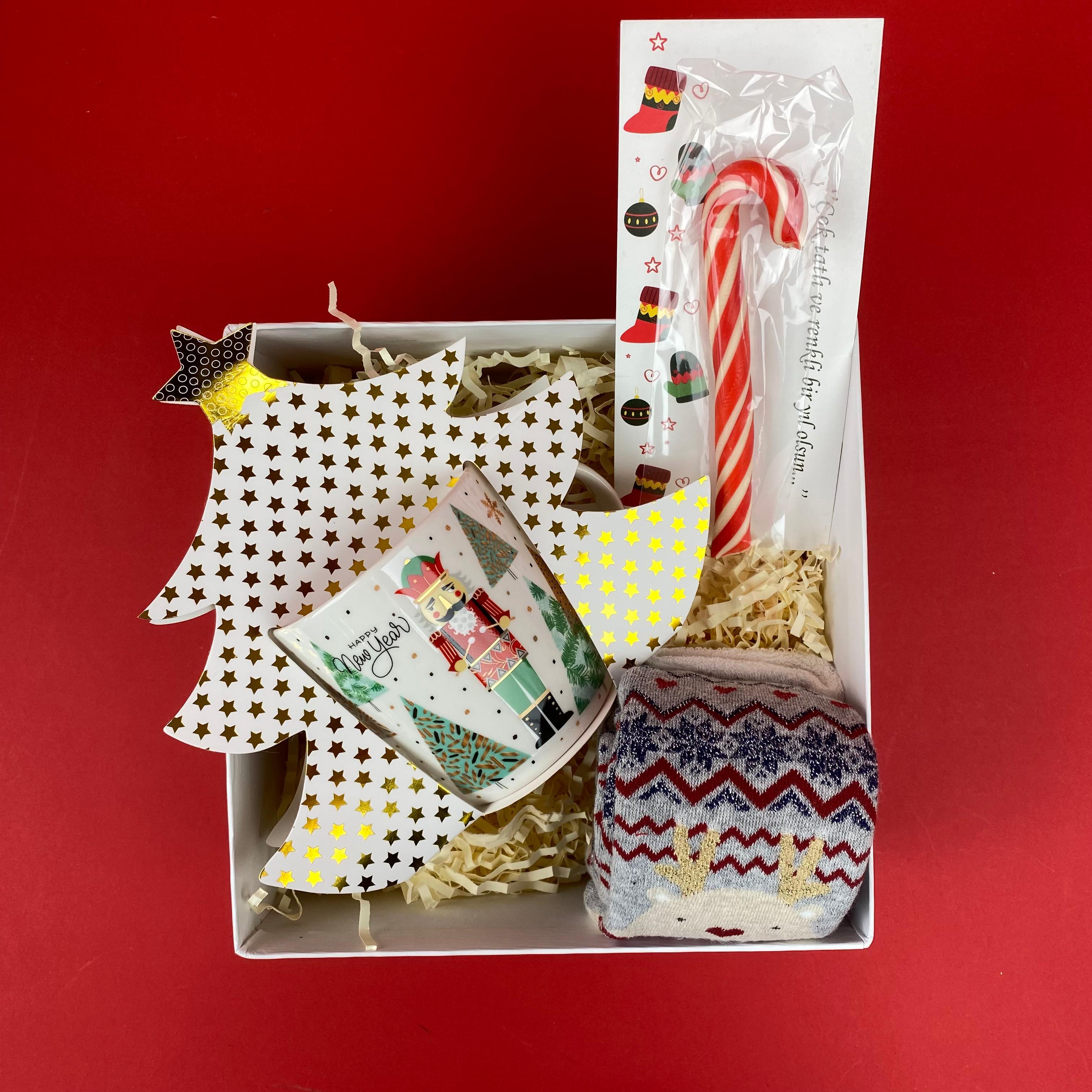 Haydi Neşelen Çoraplı Yılbaşı hediye kutusu