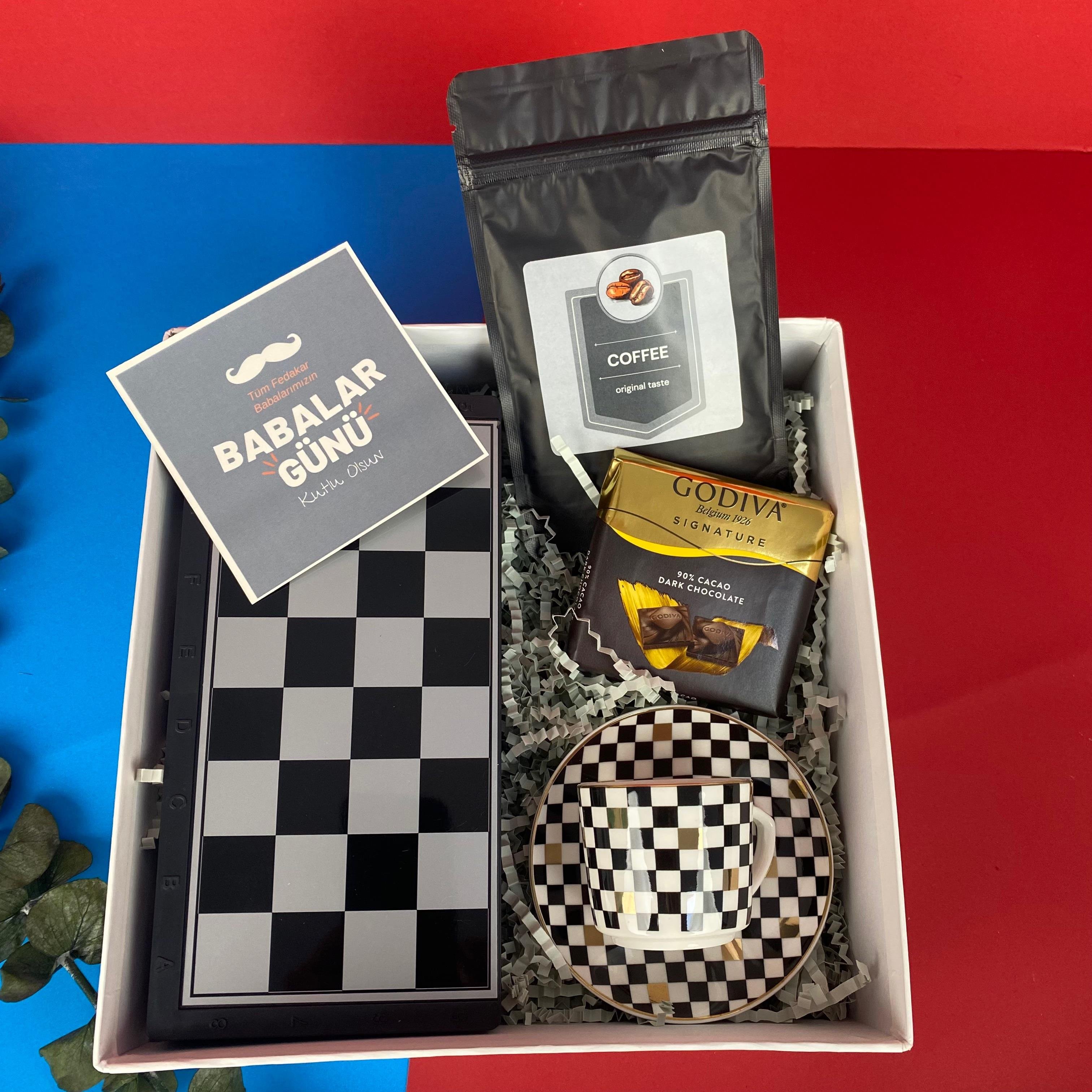 invites-babalar-gunu-hediye-kutusu-26253e.jpg