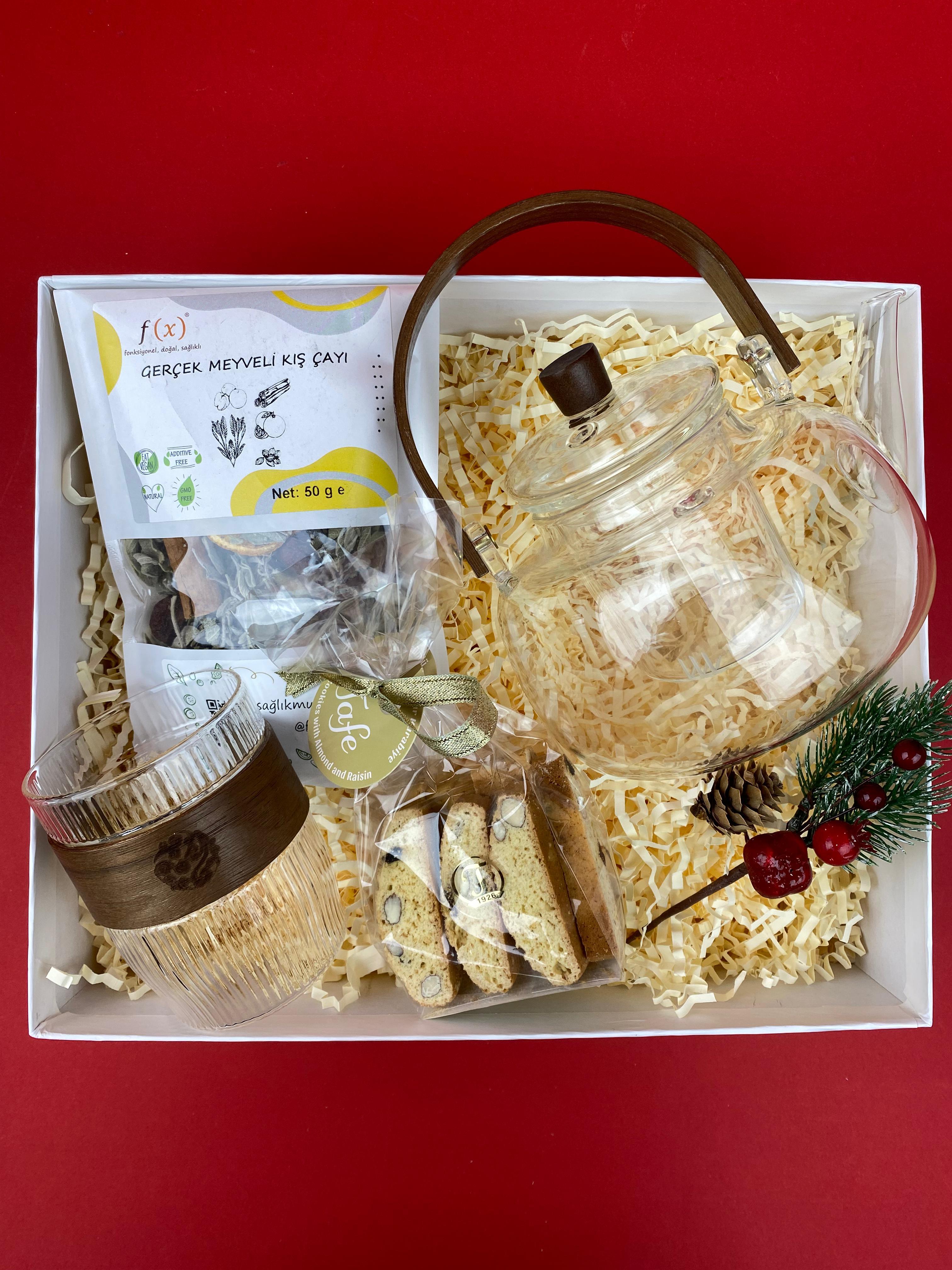 Kalbin Isınsın Yılbaşı Hediye Kutusu