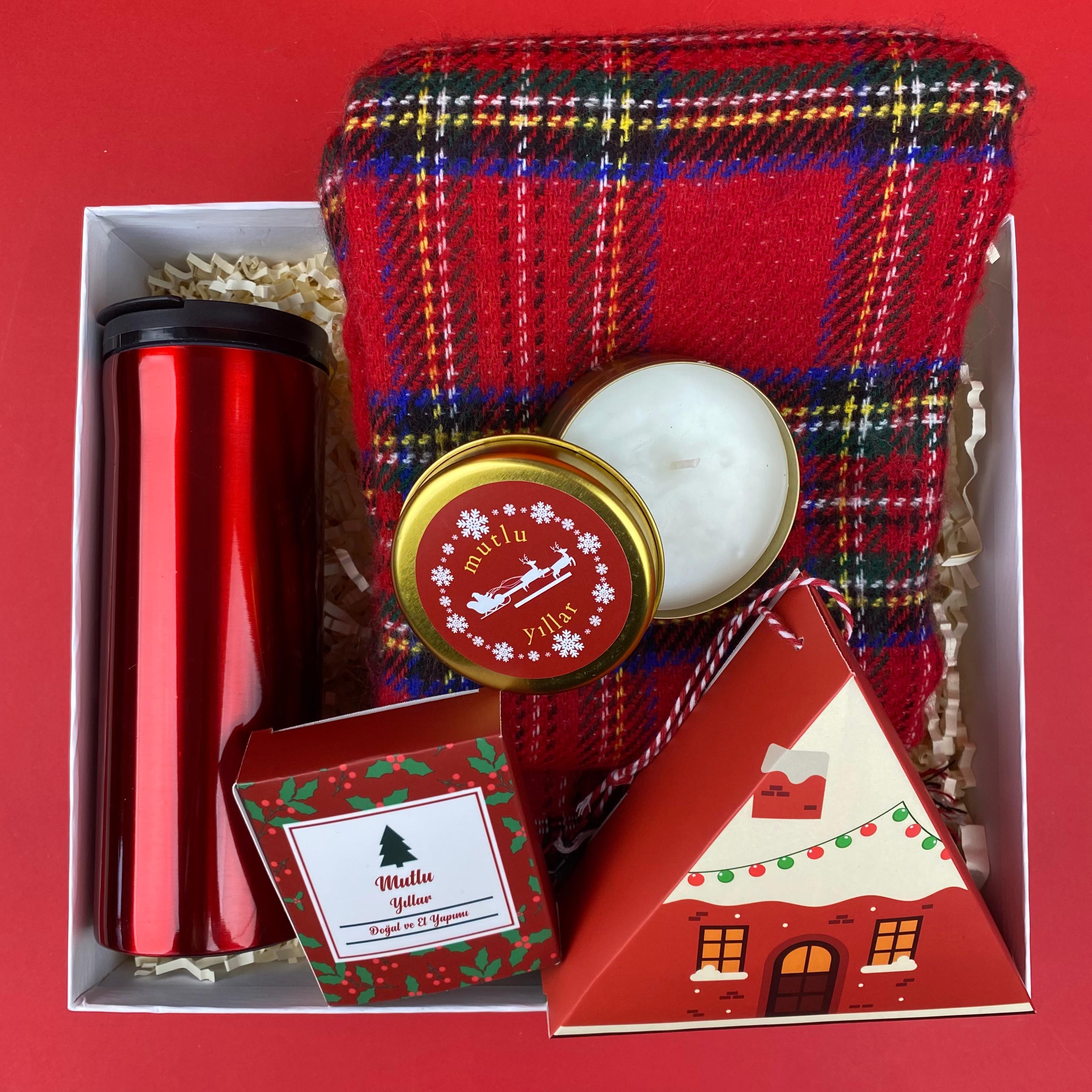 Kırmızı Ekose 2024 Yılbaşı Hediye Kutusu
