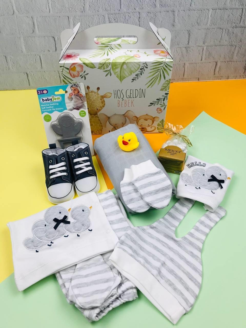 minik-ordekler-bebek-hediye-seti-4c35-9.jpg