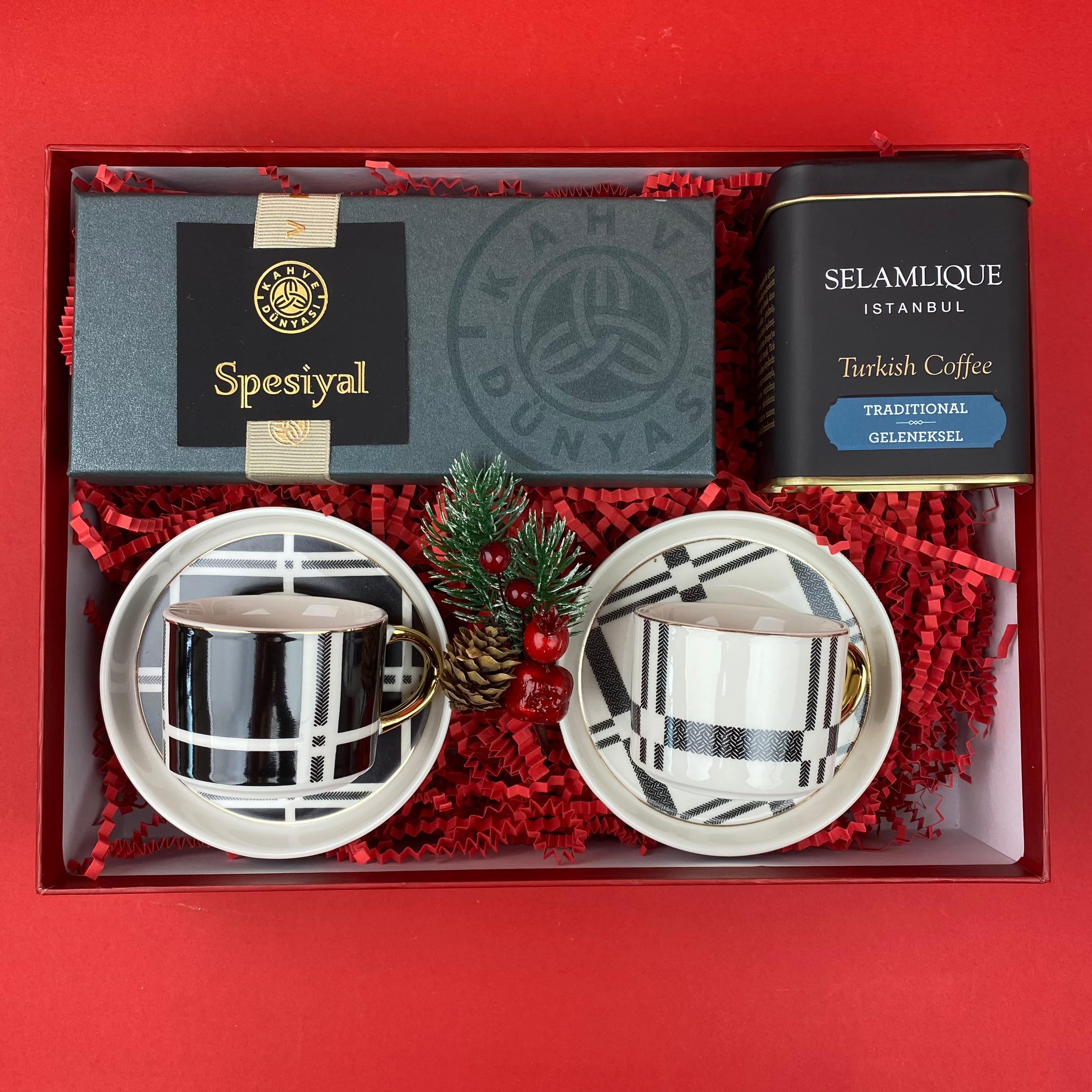 Polka Türk Kahveli  Yılbaşı Hediye Kutusu 