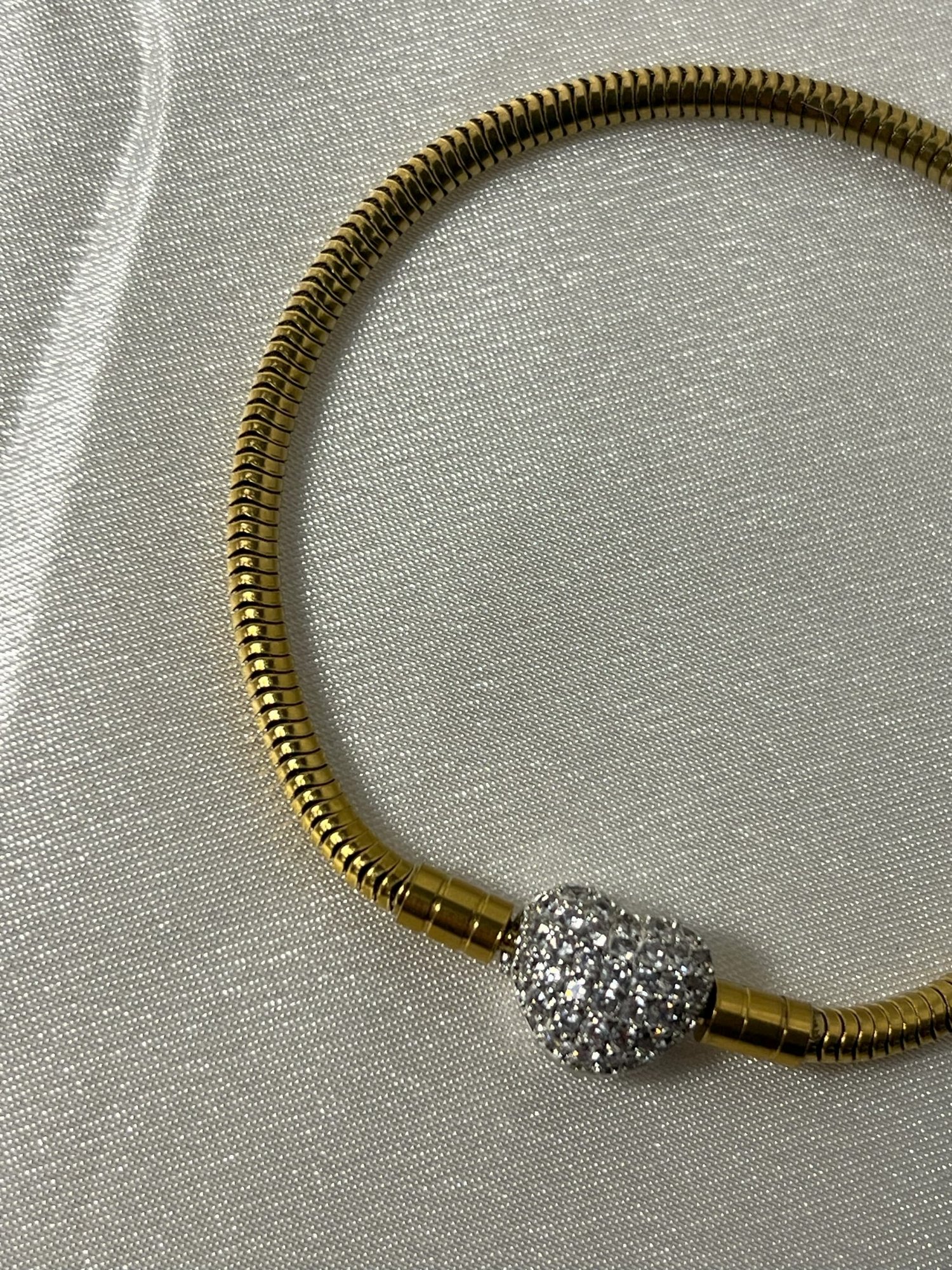 MARKA BİLEKLİK - GOLD