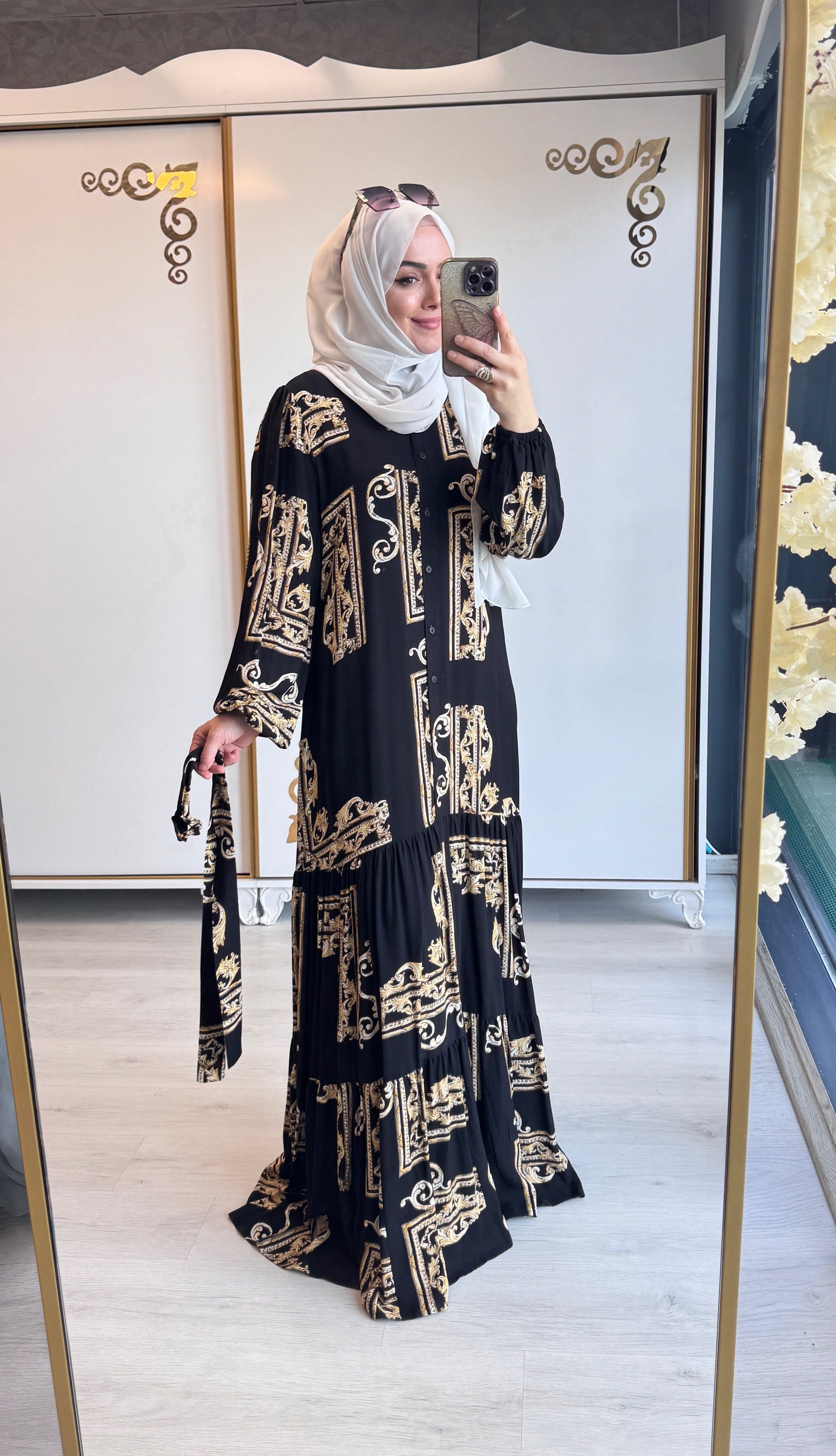 Saray Esintisi Elbise