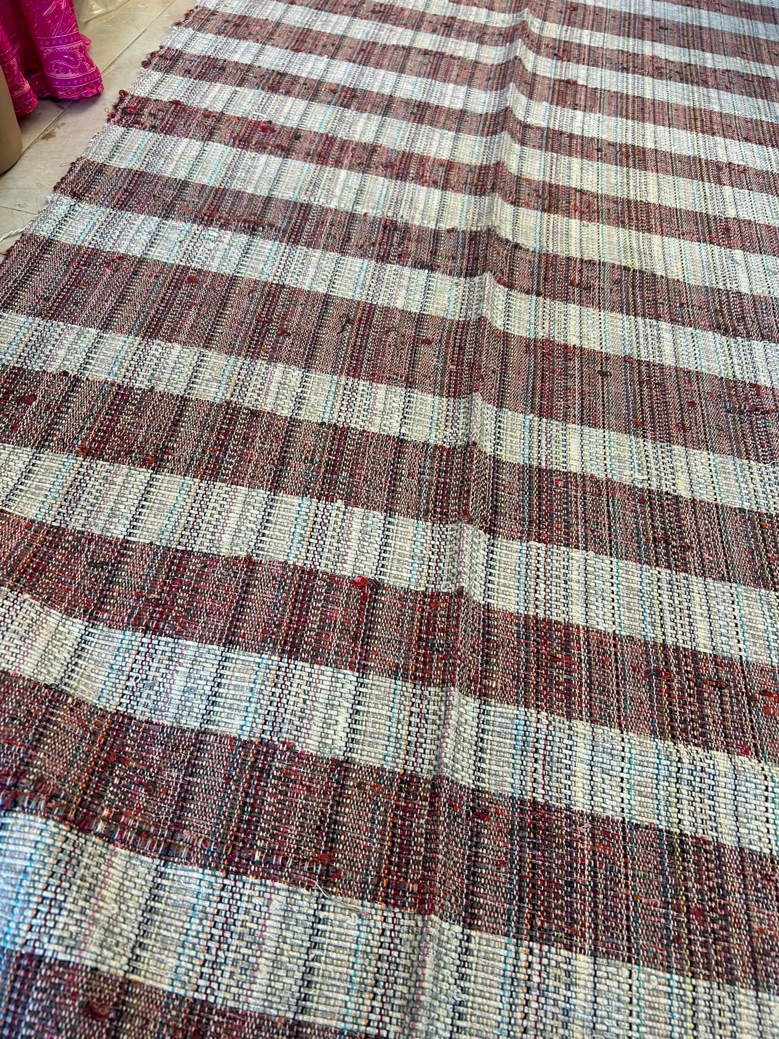 El Dokuması Şantuklu Kilim & Yolluk 04