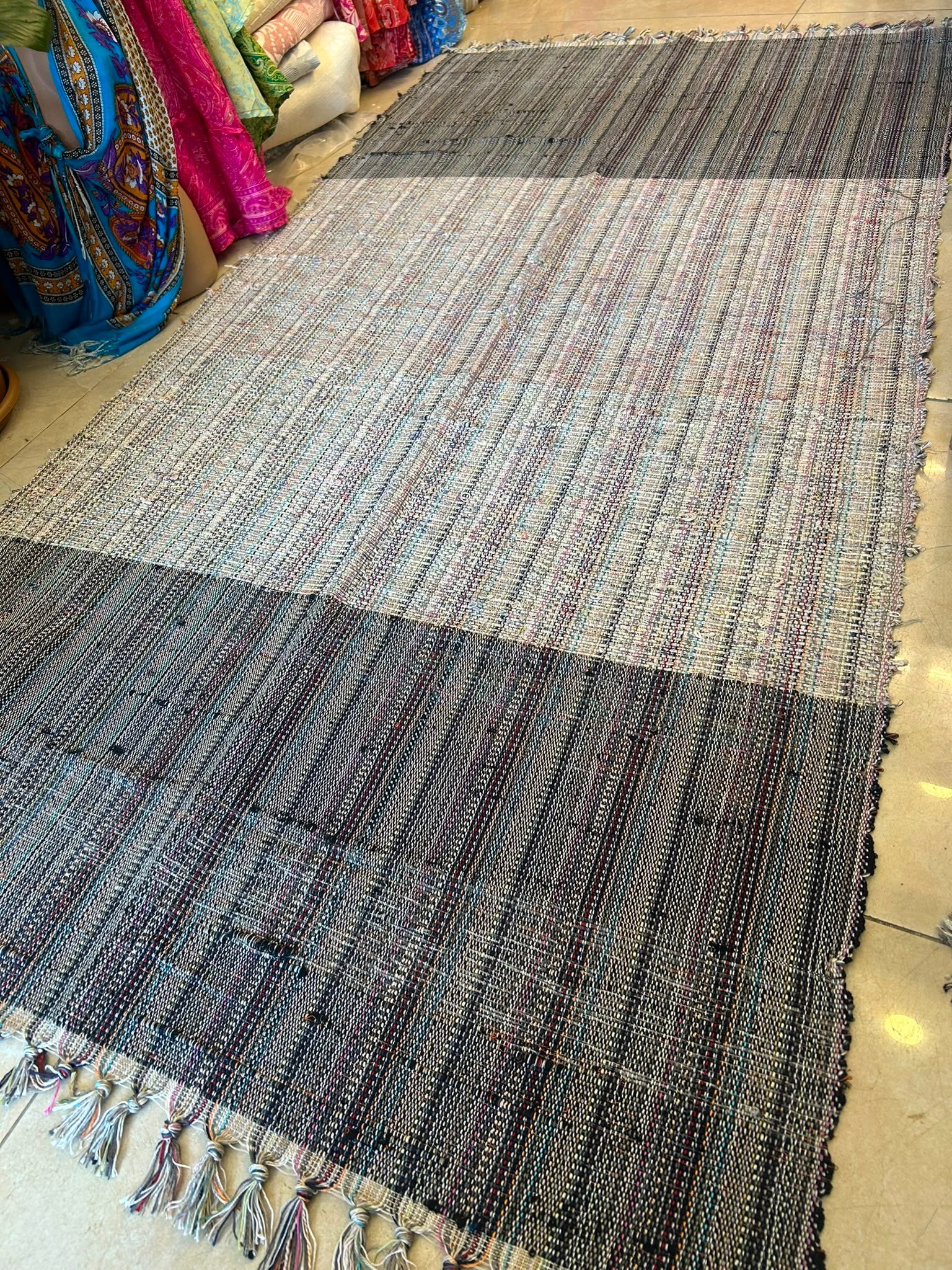 El Dokuması Şantuklu Kilim & Yolluk 06