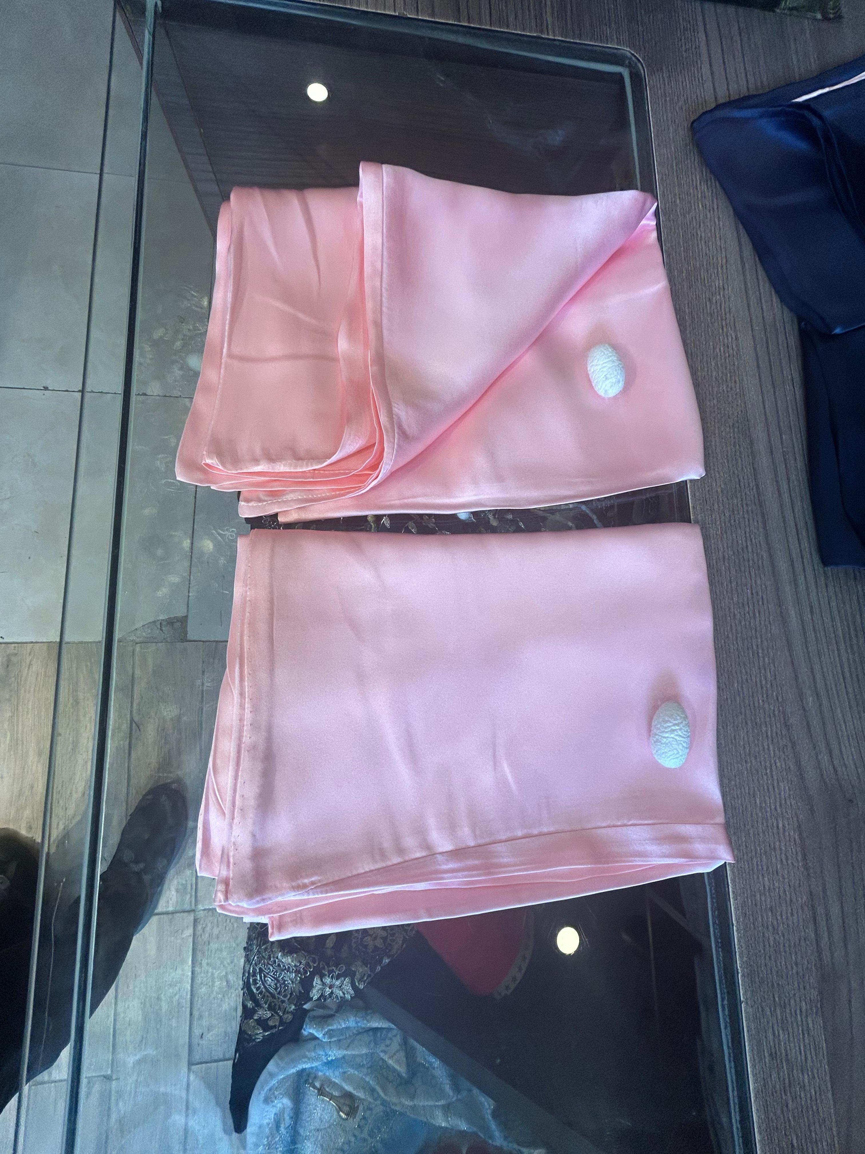 Pembe Biyeli Pembe Yastık Kılıfı Çifti