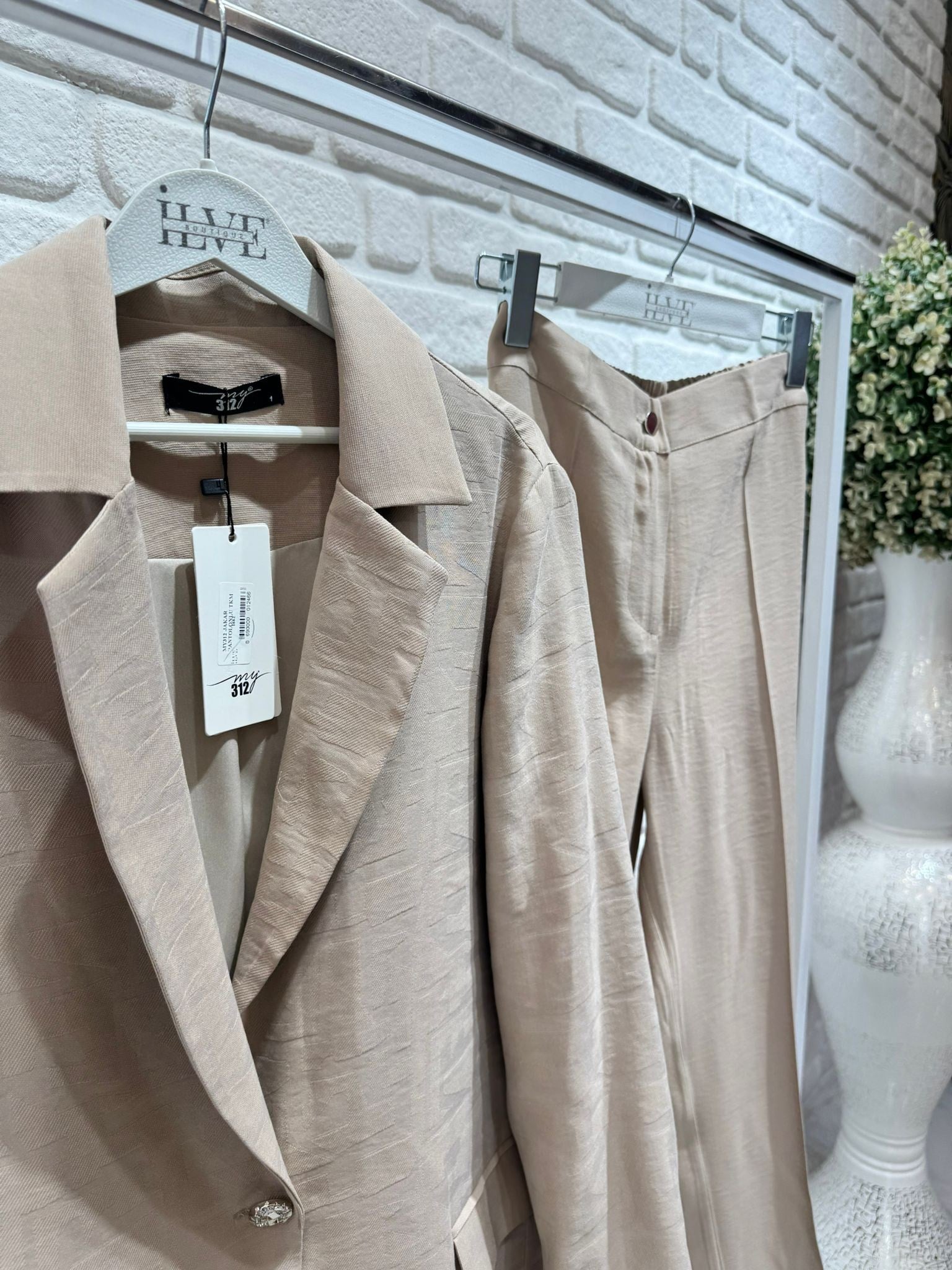 My312 Jakar Pantolonlu Takım 