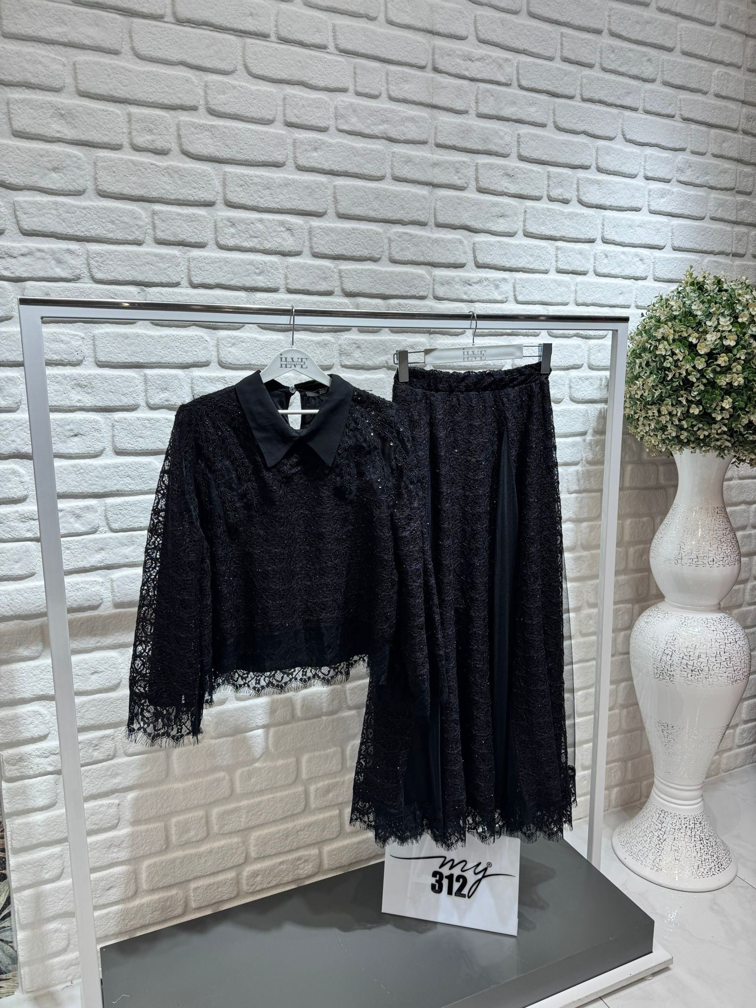 My312 Omuz İşlemeli Dantel Takım
