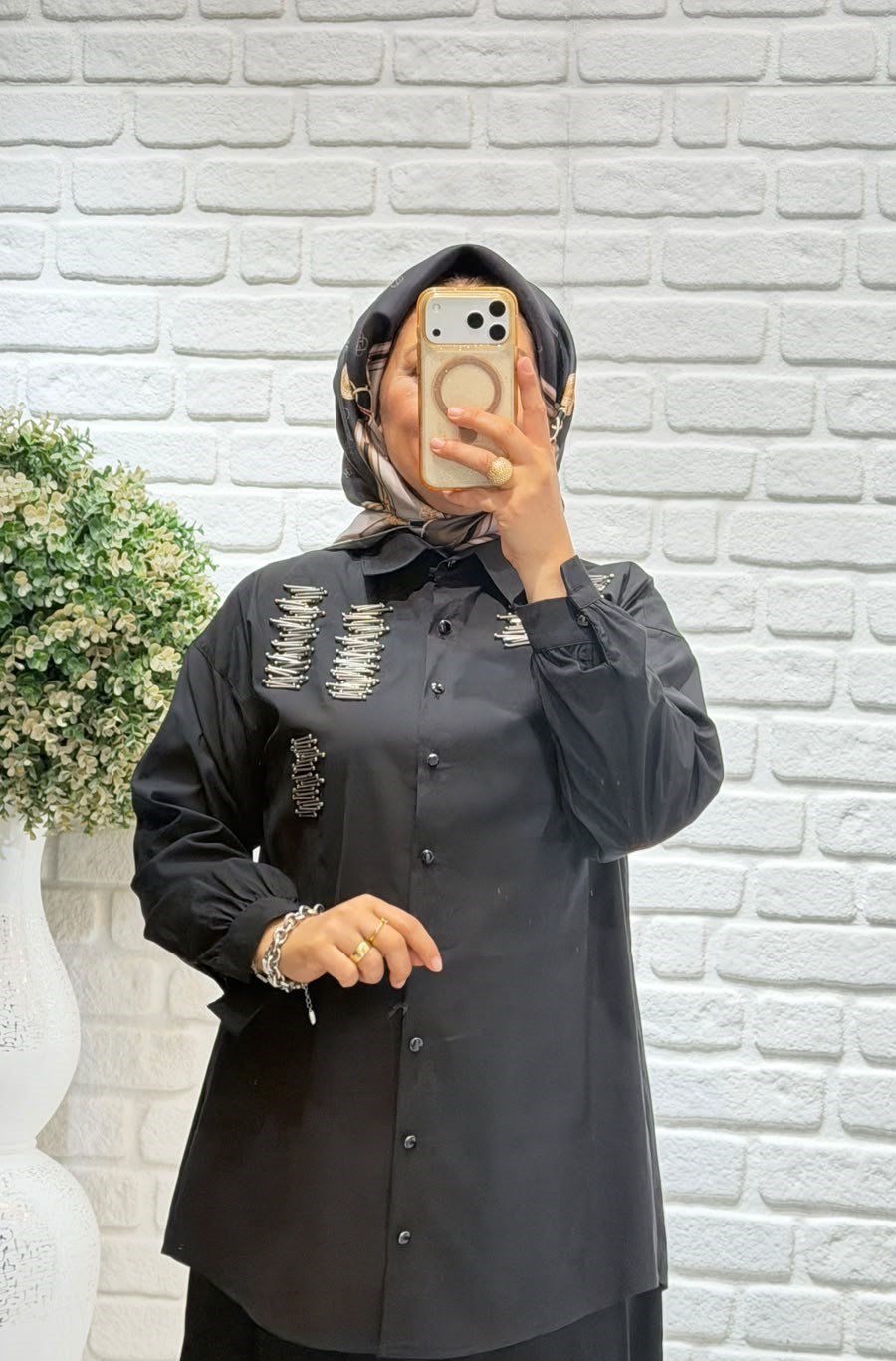 Nprive İşlemeli Gömlek 