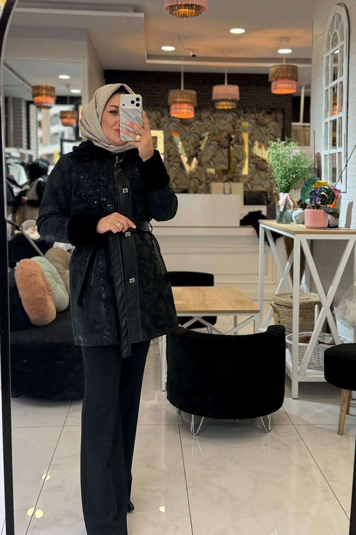 Selin Adam İşleme Detaylı Kaban 