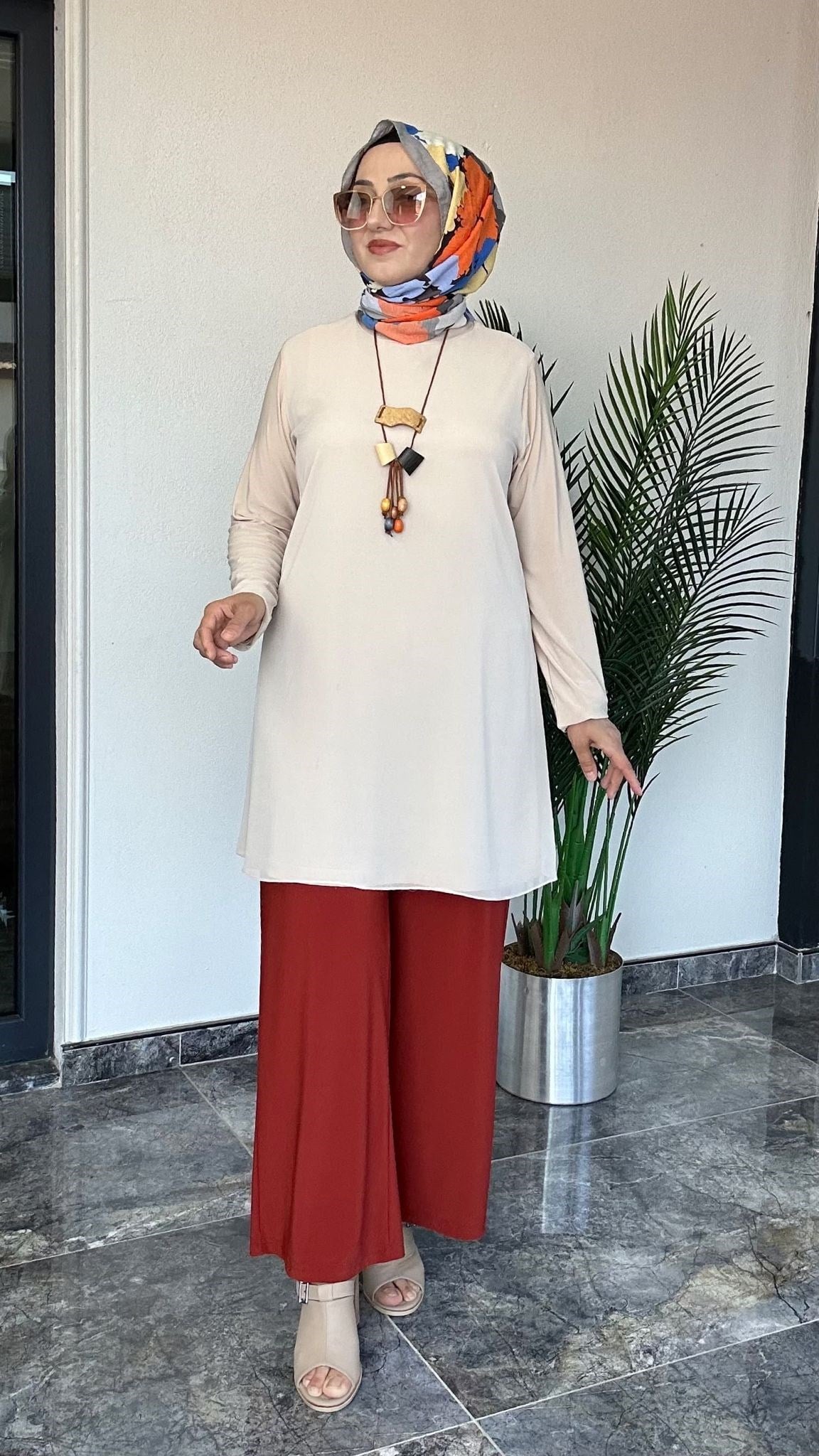 Sandy Kumaş Önü Şifon Kaplama Tunik Ve Sandy Kumaş Pantolon İkili Takım 