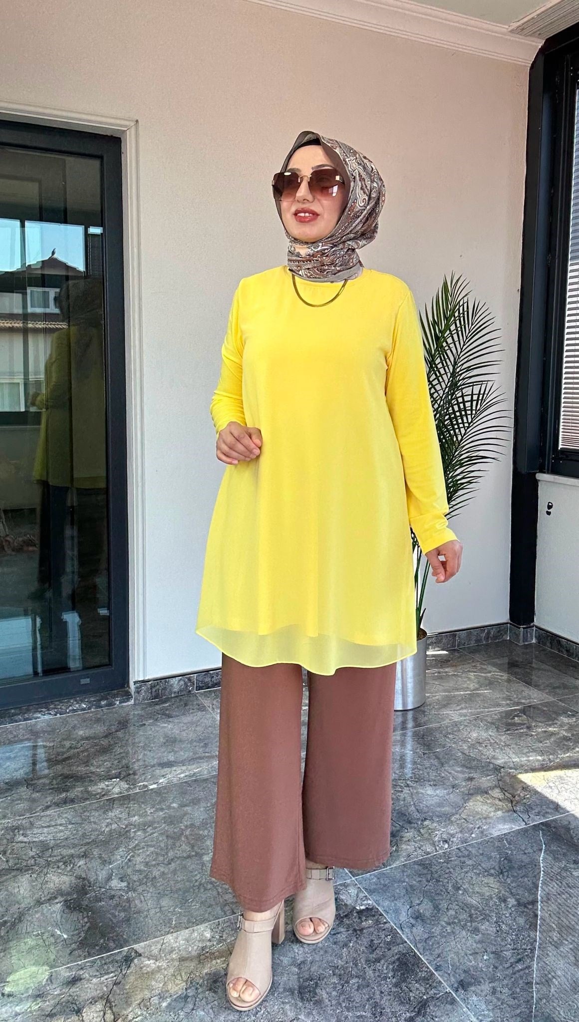 Sandy Kumaş Önü Şifon Kaplama Tunik Ve Sandy Kumaş Pantolon İkili Takım 