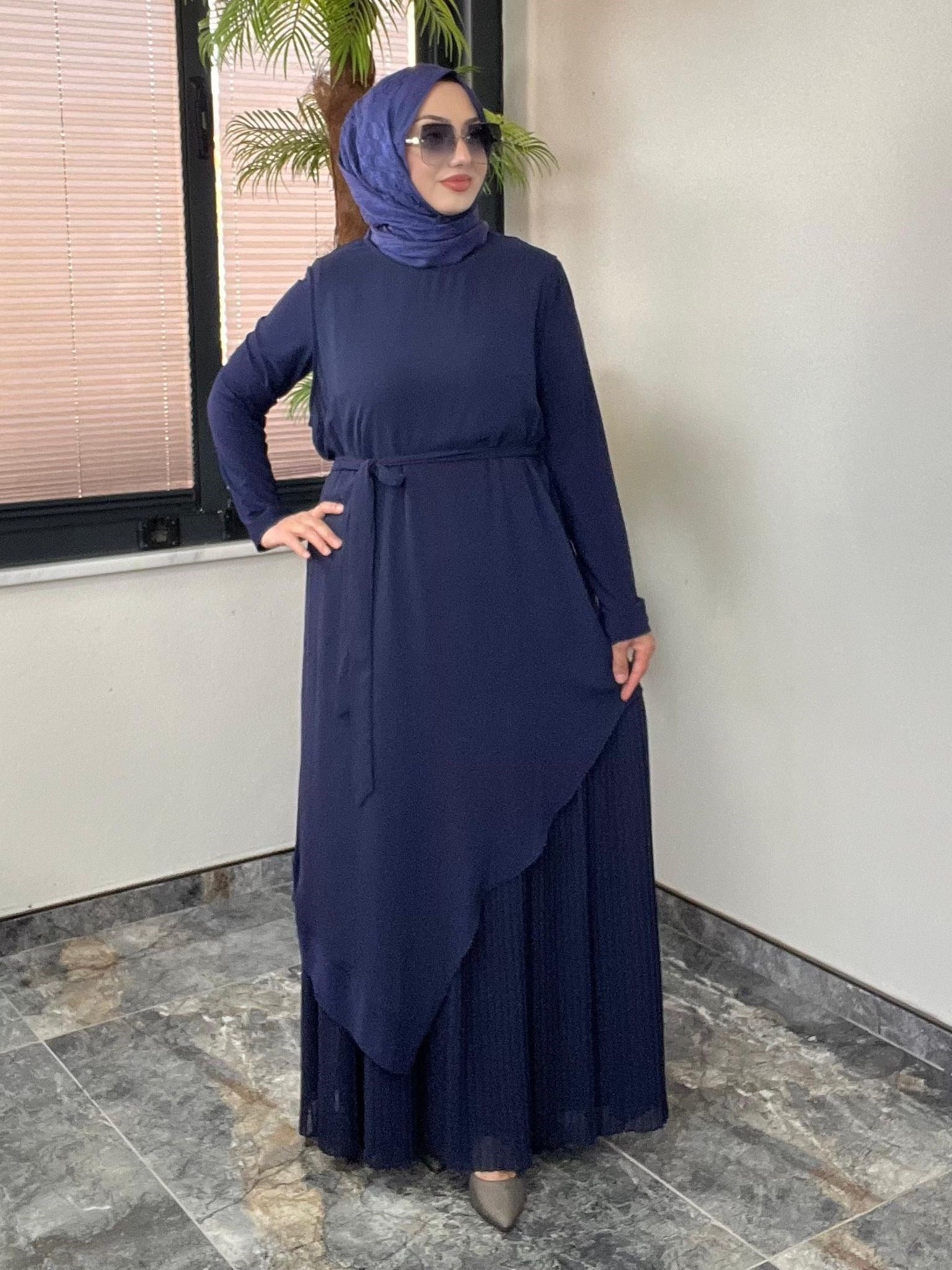 Şifon Kumaş Pilise Detaylı Elbise -Lacivert