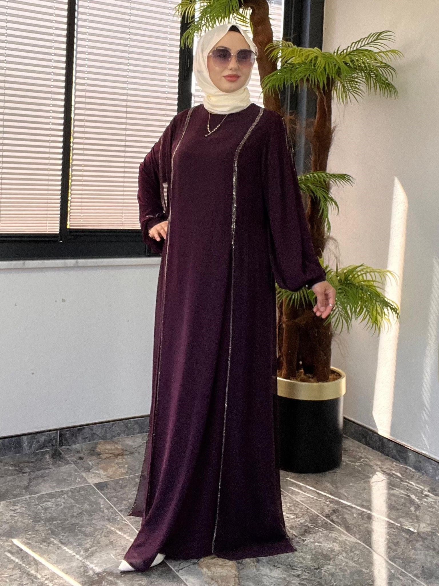 Şifon Kumaş Taş Şerit Detaylı Özel Gün Elbise -Mürdüm