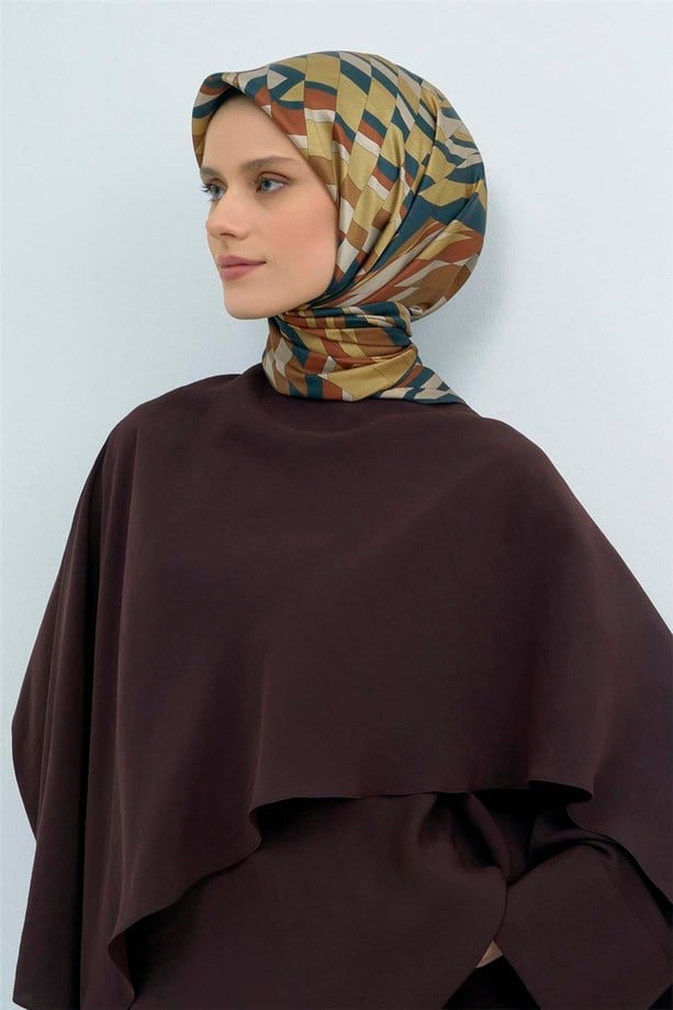  Saf İpek Sura Eşarp 9507D 84