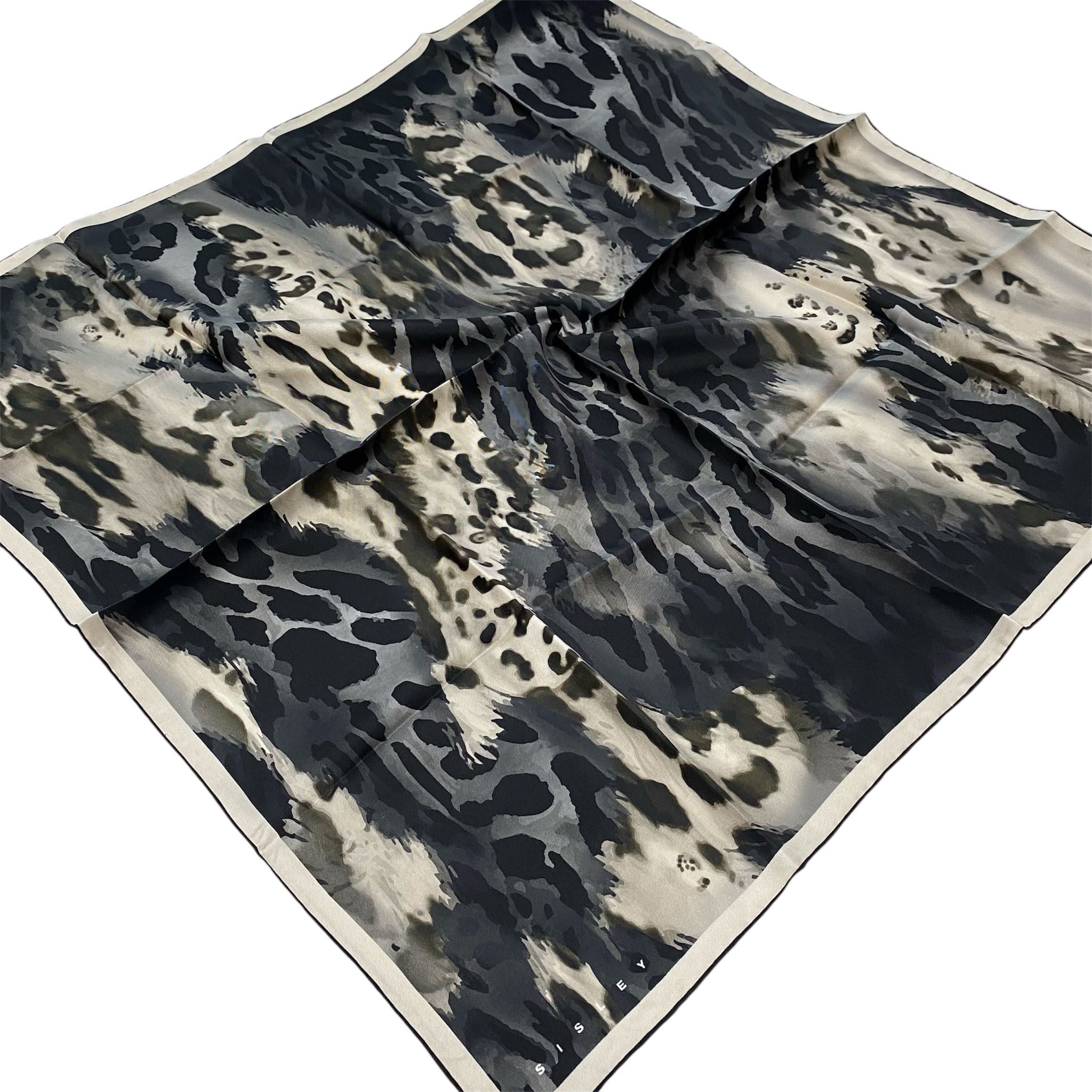 Sisley Twill Saf İpek Eşarp Siyah Leopar Desen 2027
