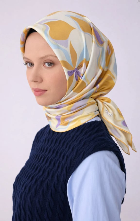 Tivil Saf İpek Eşarp IST 4318 - 83 Sarı Soyut Çizgi Desen