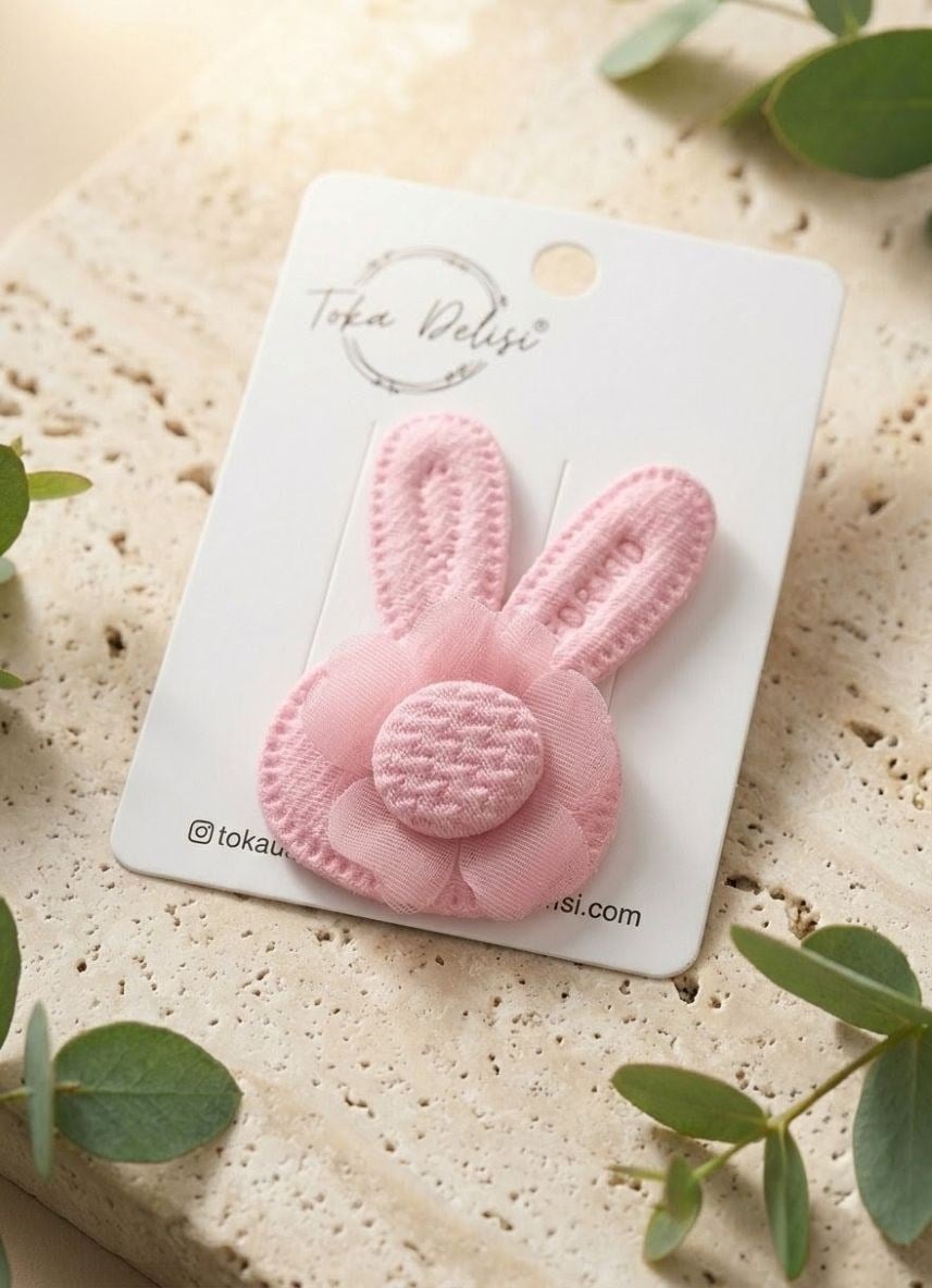 Toka DelisiTOKABebekler İçin Fiyonk Detaylı Pembe Tavşan Figürlü Saçsız Bebek TokasıBebekler İçin Pembe Tavşan Figürlü Saçsız Bebek Tokası
