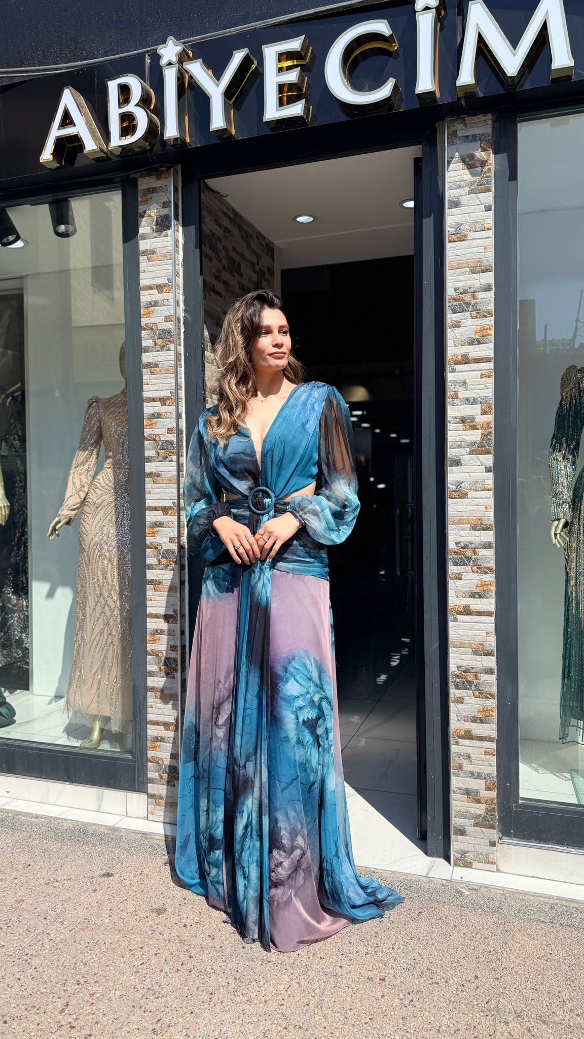desenli uzun şifon elbiseABİYES - CENNET GÜL KAHVECİ