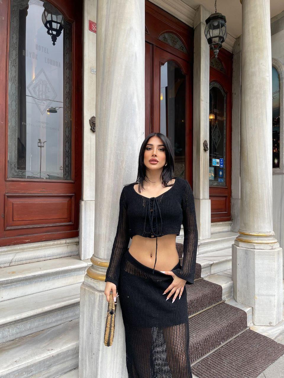Önü Korse Bağcıklı Crop Bluz Uzun Etek Ajurlu Örme İkili Takım