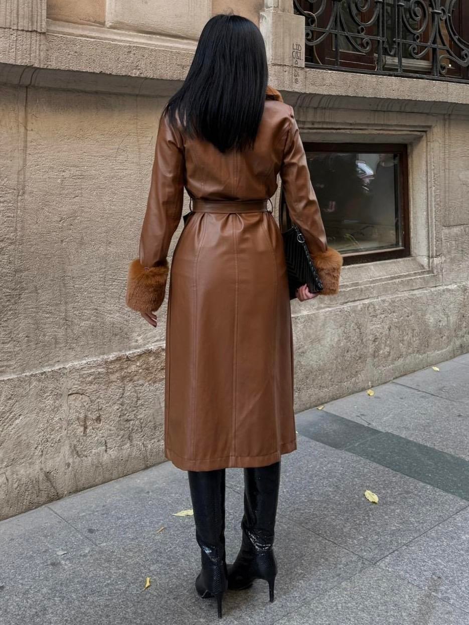 Selina Kürk Yaka Detaylı Deri Trenç Kahve · 2