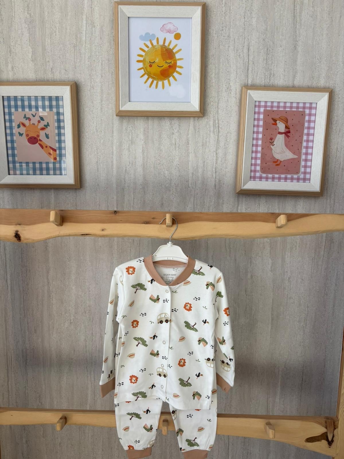 Aslan Ağaç Figürlü Pijama Takımı