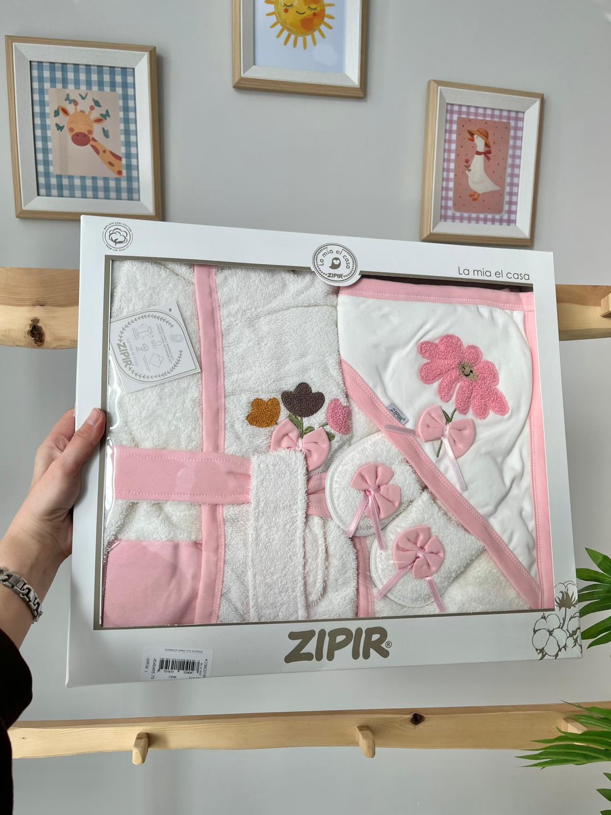 Çiçek Nakışlı Bornoz Seti