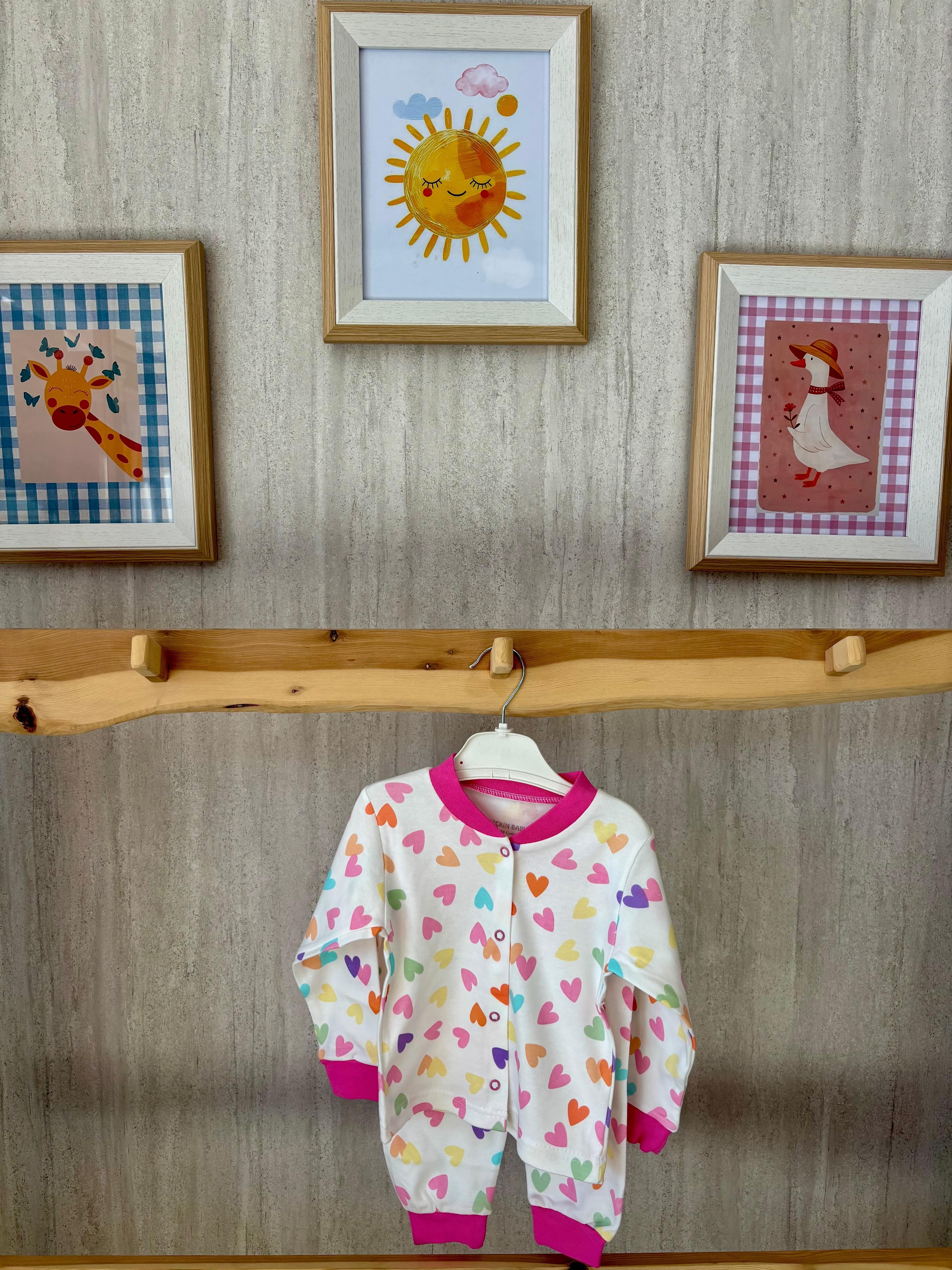 Renkli Kalpler Pijama Takımı