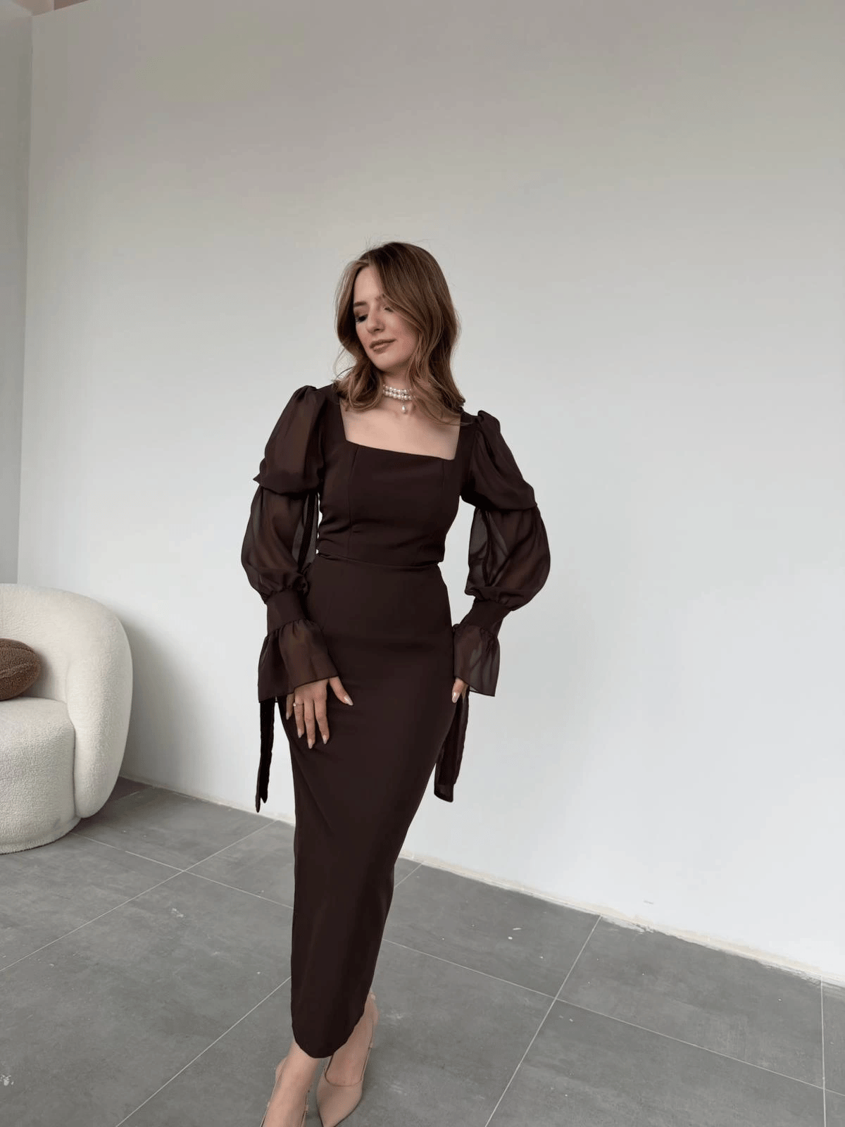 Bağlamalı Kol Tasarımlı Modern Kahve Elbise · 3