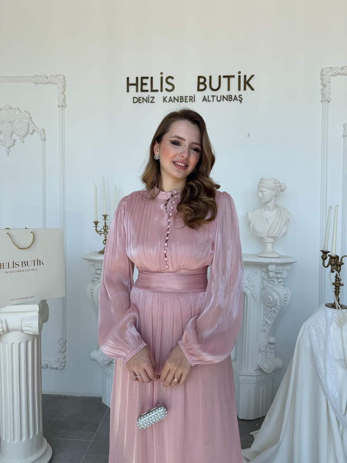 Bel Vurgulu Işıltılı Kumaş Düğme Detaylı Hakim Yaka Elbise - Pembe · 2