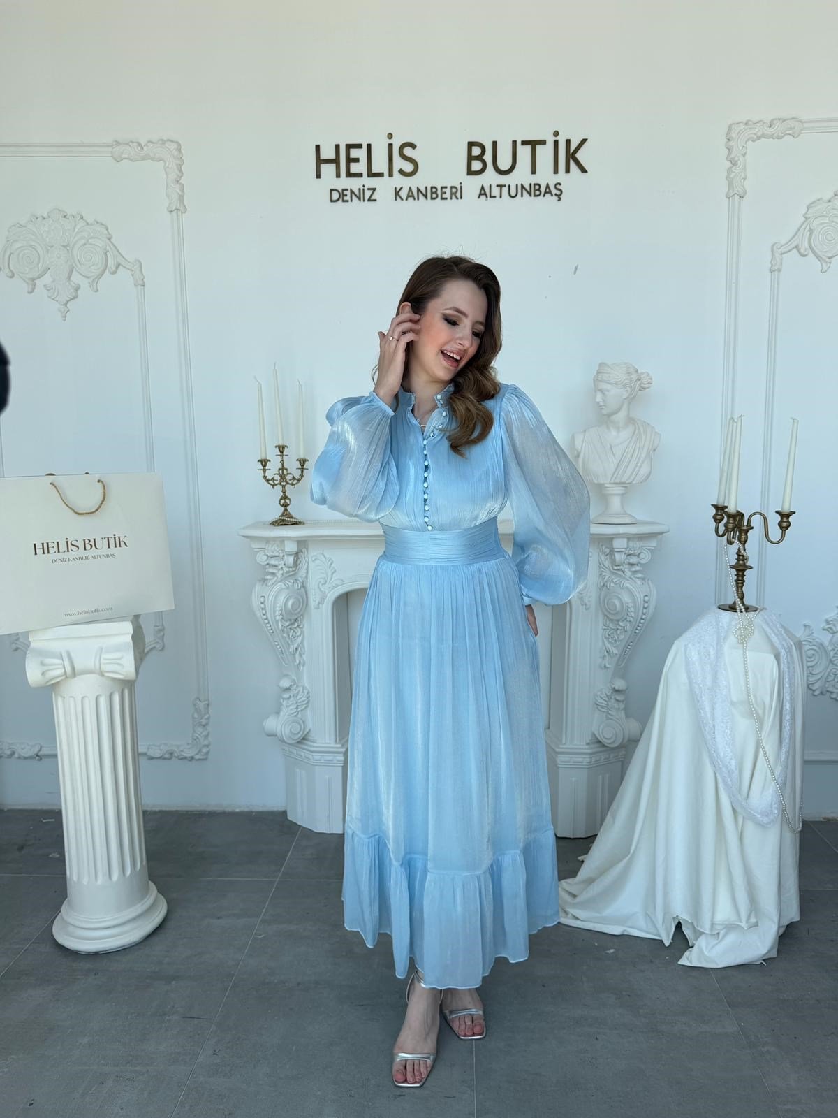 Bel Vurgulu Işıltılı Kumaş Düğme Detaylı Hakim Yaka Elbise - Mavi · 4