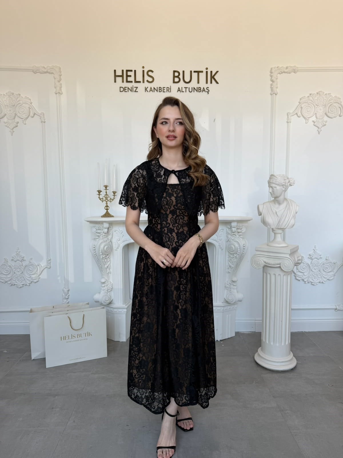 Çıkarılabilir Bolero Detaylı Güpür Dantel Elbise - Siyah