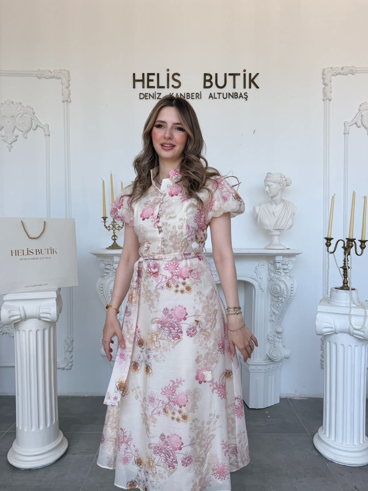 Hakim Yaka Karpuz Kol ve Çiçek İşlemeli Elbise - Pembe