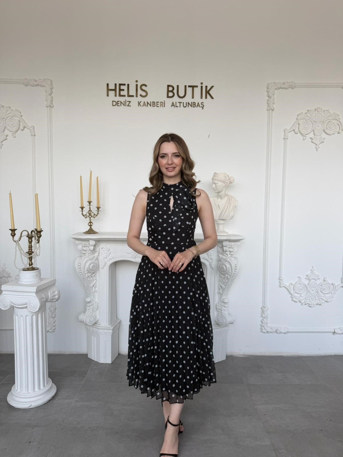 Halter Yaka Puantiyeli Fiyonk Bağlamalı Şifon Elbise - Siyah · 3