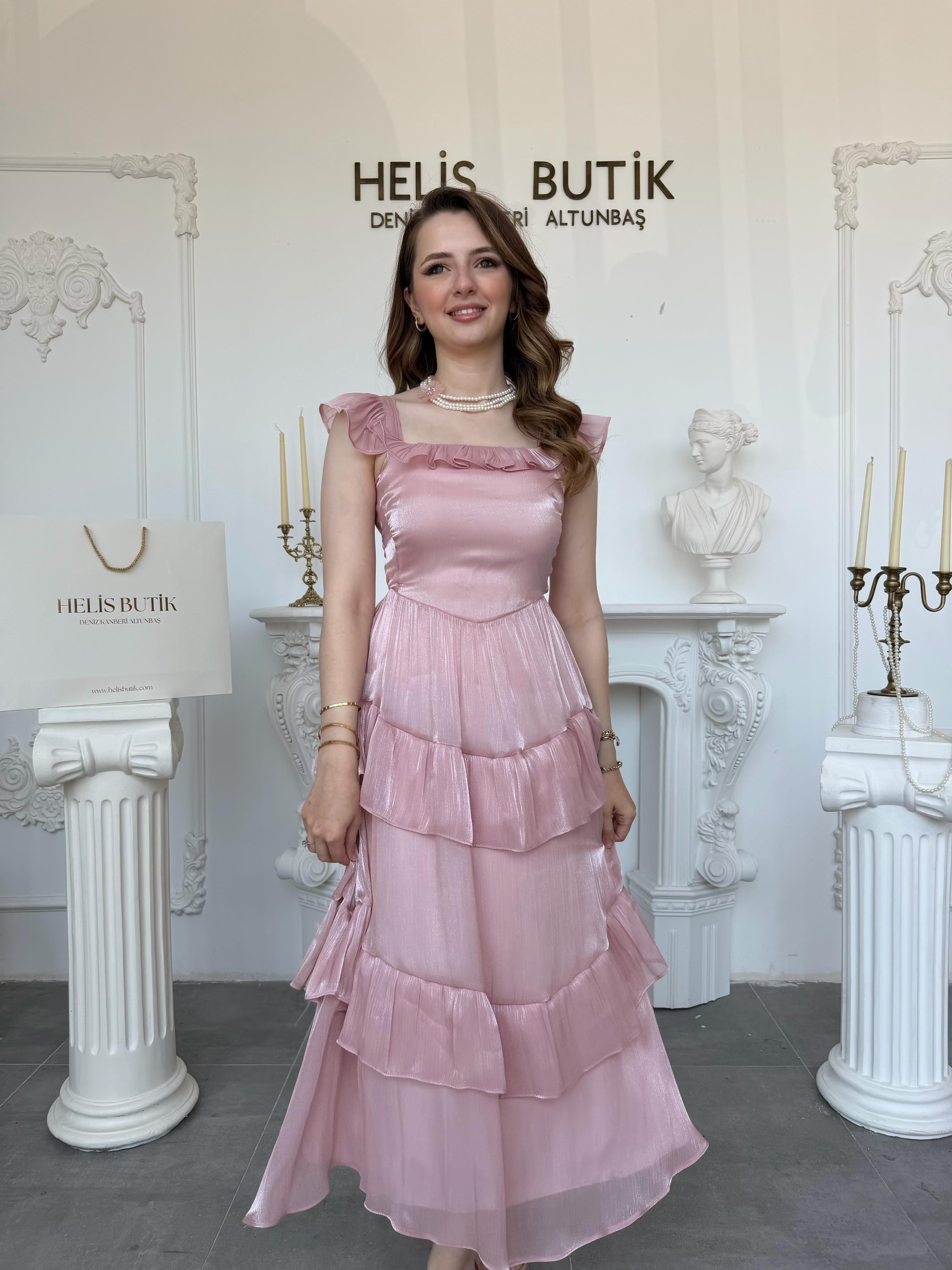 Işıltılı Parlak Şifon Kat Kat Detaylı Askıları Fırfırlı Kare Yaka Elbise - Pembe · 3