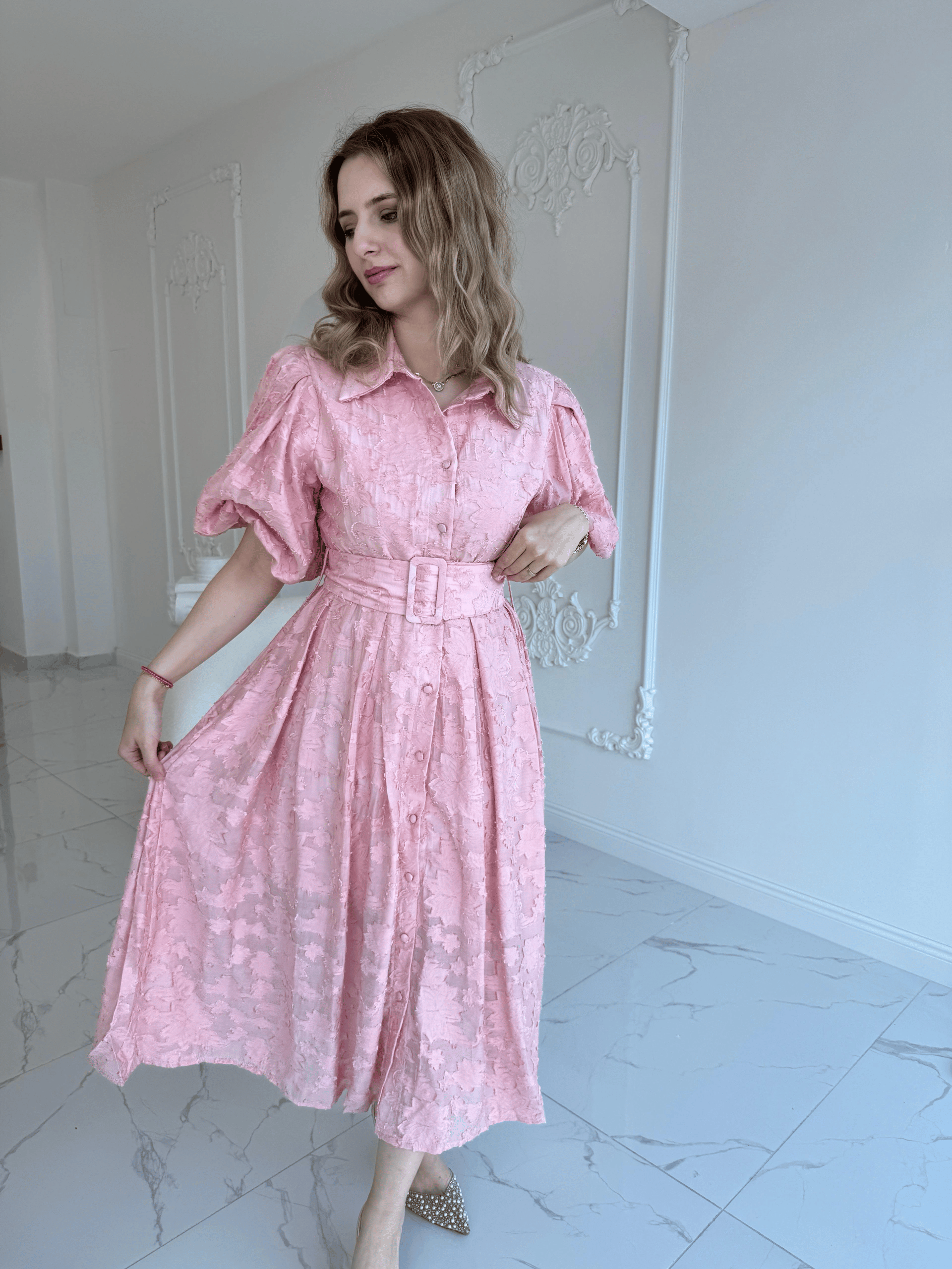 Kemerli Balon Kol Jakarlı Pembe Elbise · 4