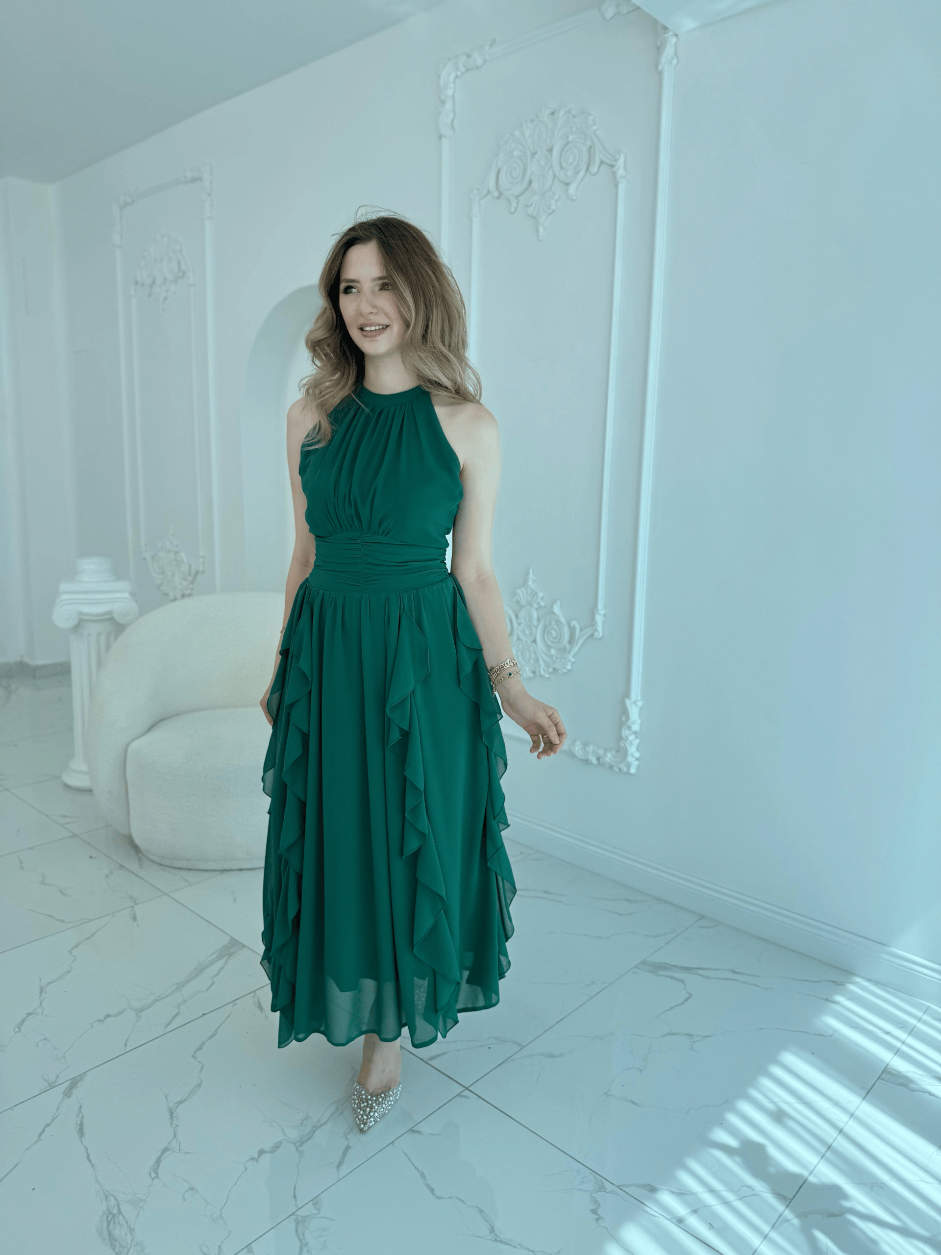 Önü Büzgülü Eteği Fırfırlı Zümrüt Şifon Elbise · 5