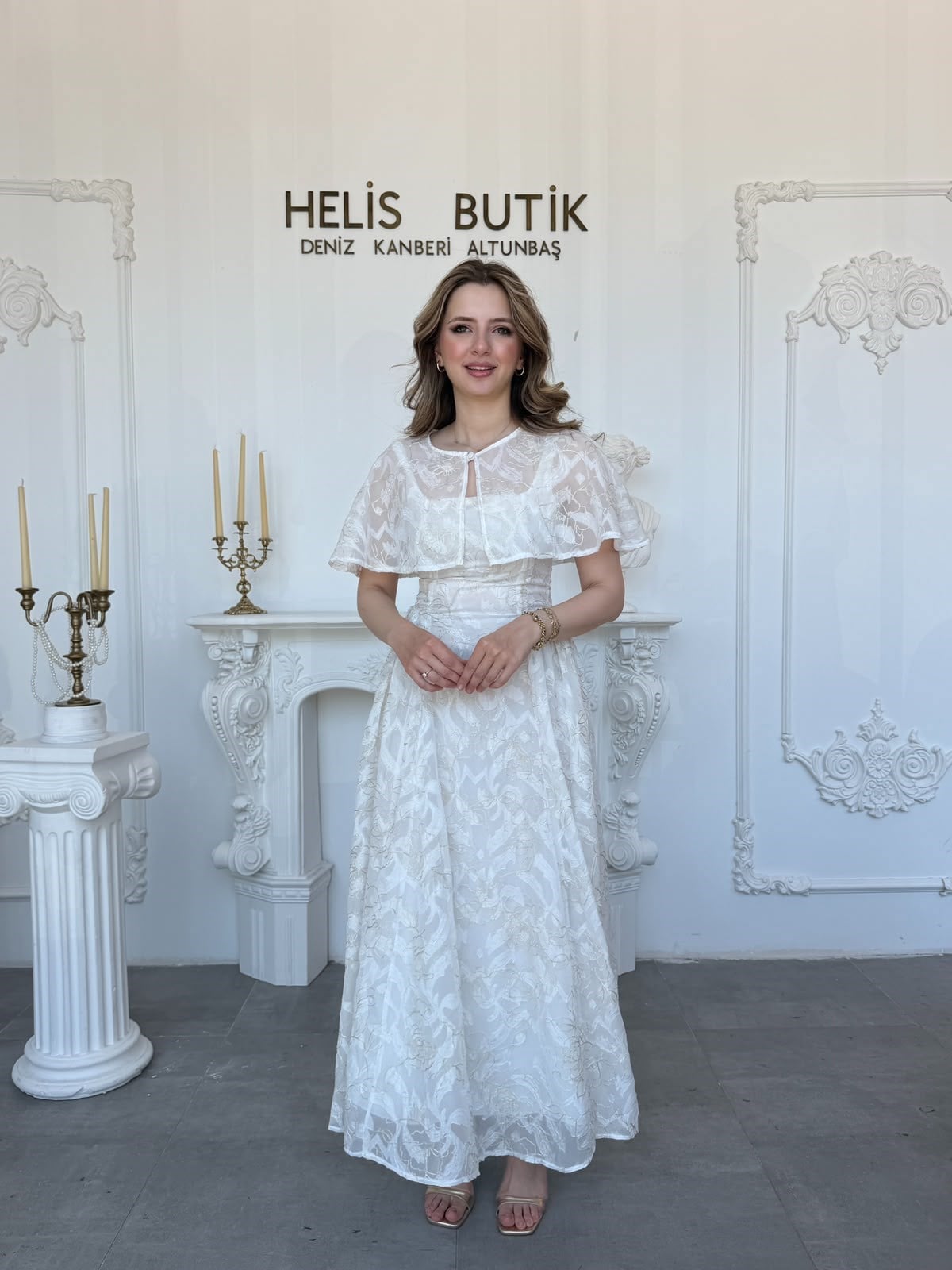 Yaldız Nakış İşlemeli Bolerolu Abiye Elbise - Ekru