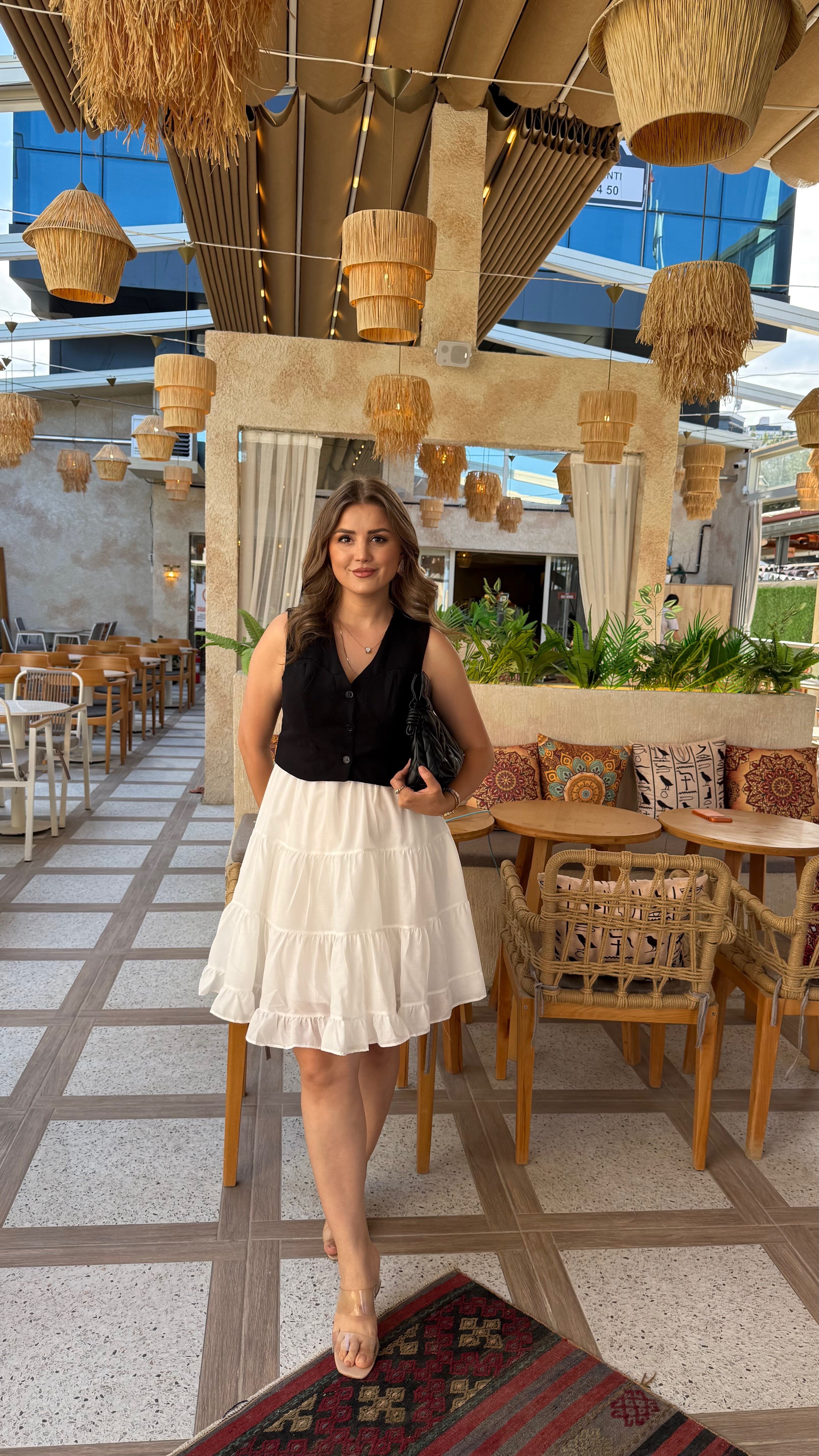 Bella Yelek Detaylı Elbise