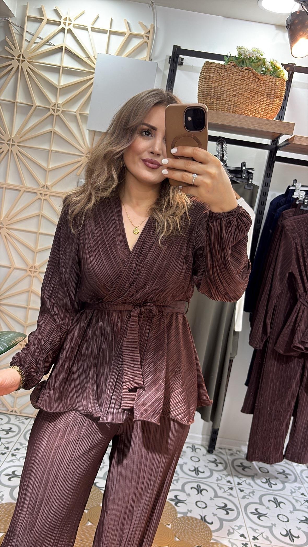 Kahve Piliseli Takım