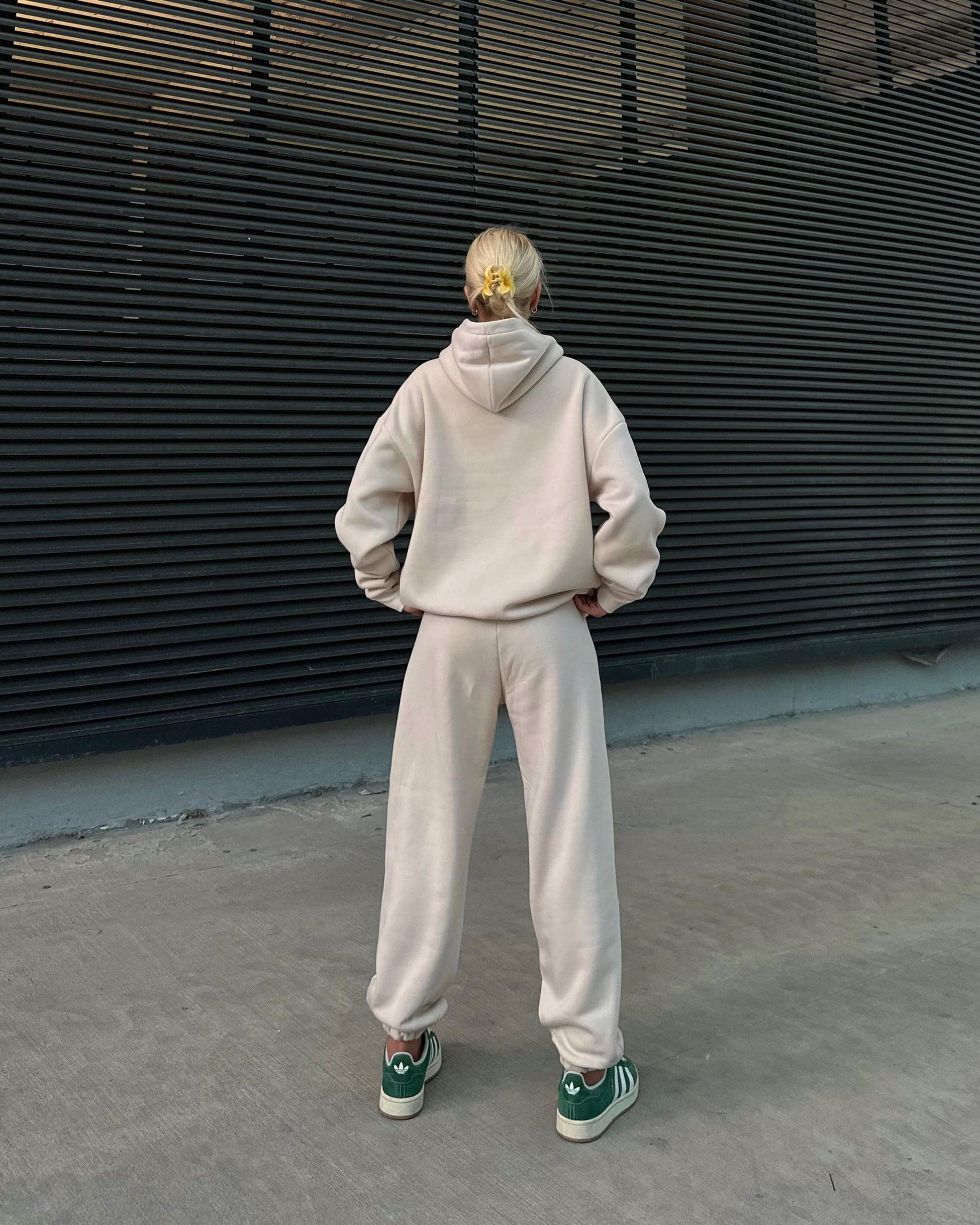 BEİGE BASIC SWEATSHIRT