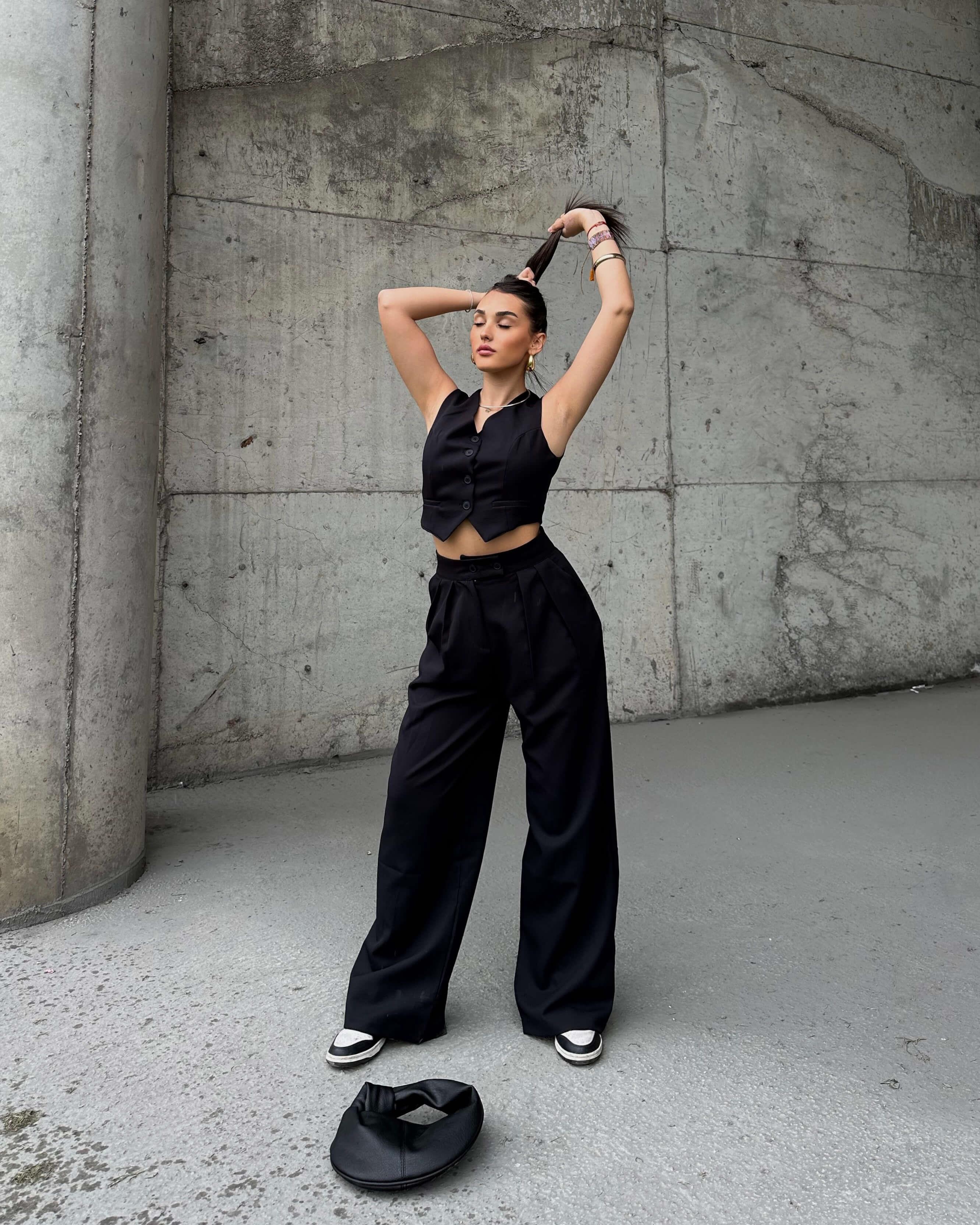 LYRA BLACK YELEK PANTOLON TAKIM