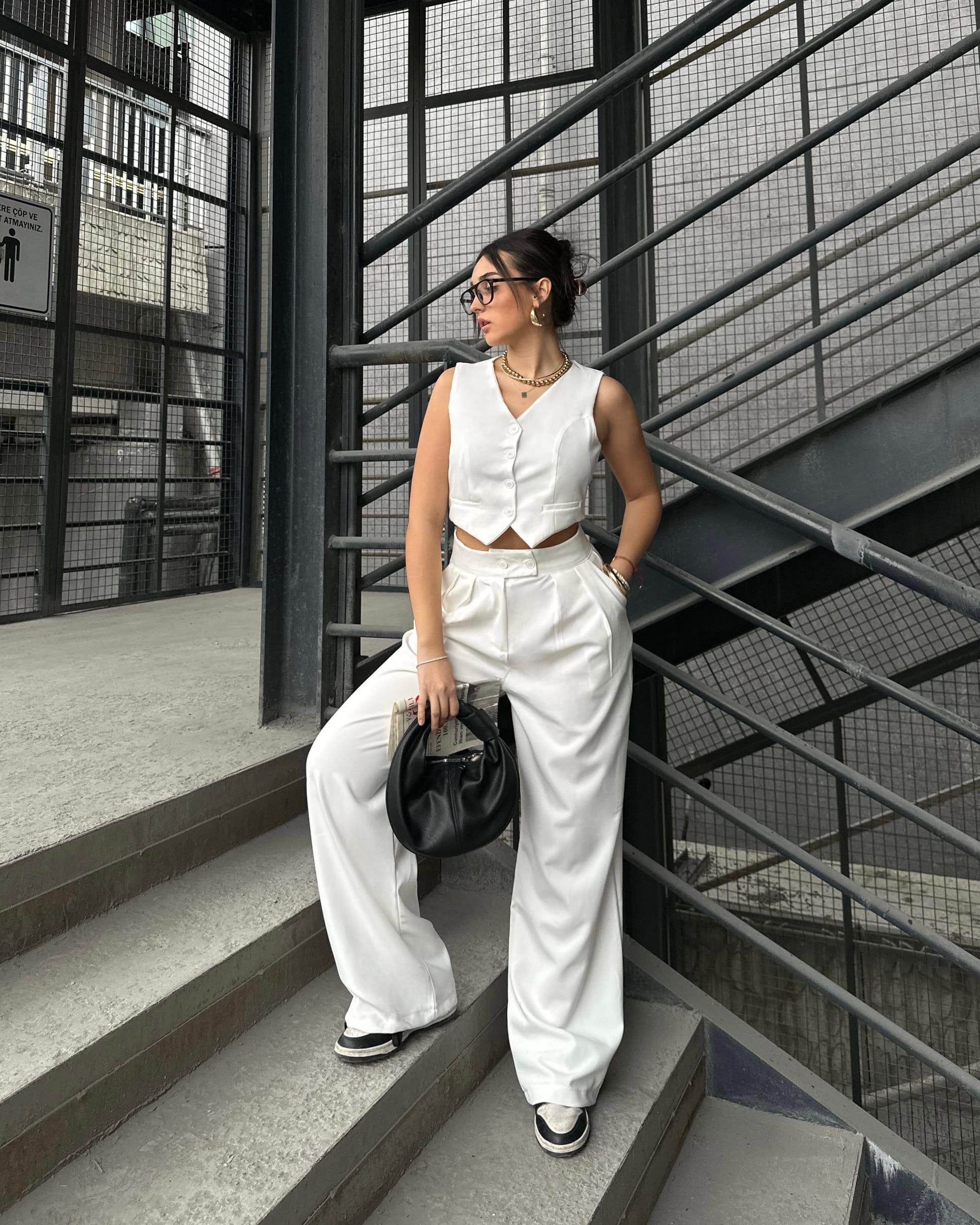 LYRA WHITE YELEK PANTOLON TAKIM