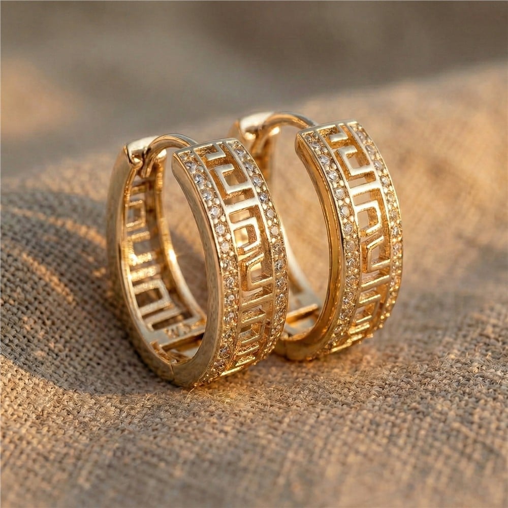 Antik Desenli Taş Detaylı Kalın Halka Küpe - 14k Altın Rengi Kaplama, 2 cm