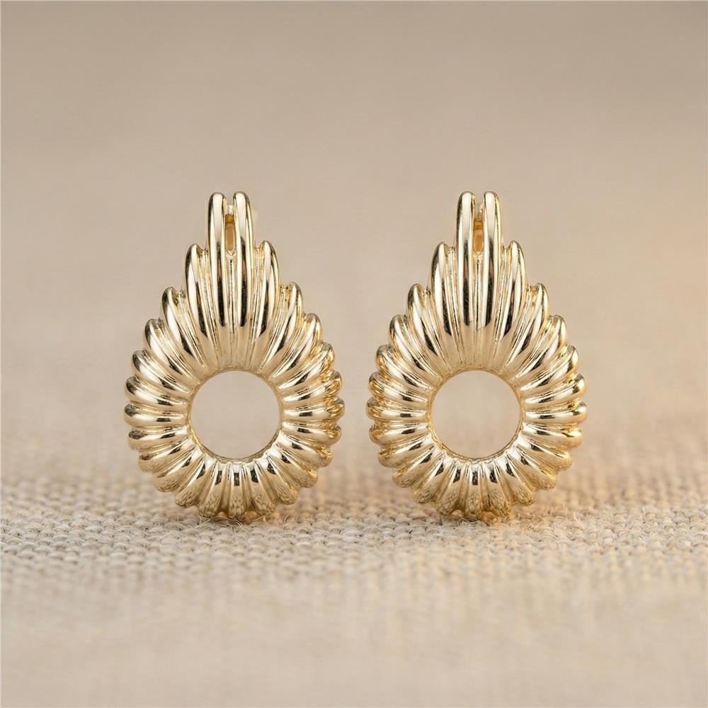 Desenli Damla Küpe - 14k Altın Rengi Kaplama, 1,7 cm