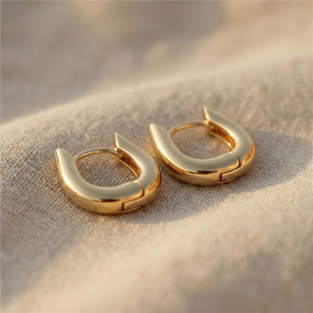 Kalın Kavisli Halka Küpe - 14k Altın Rengi Kaplama, 1,7 cm