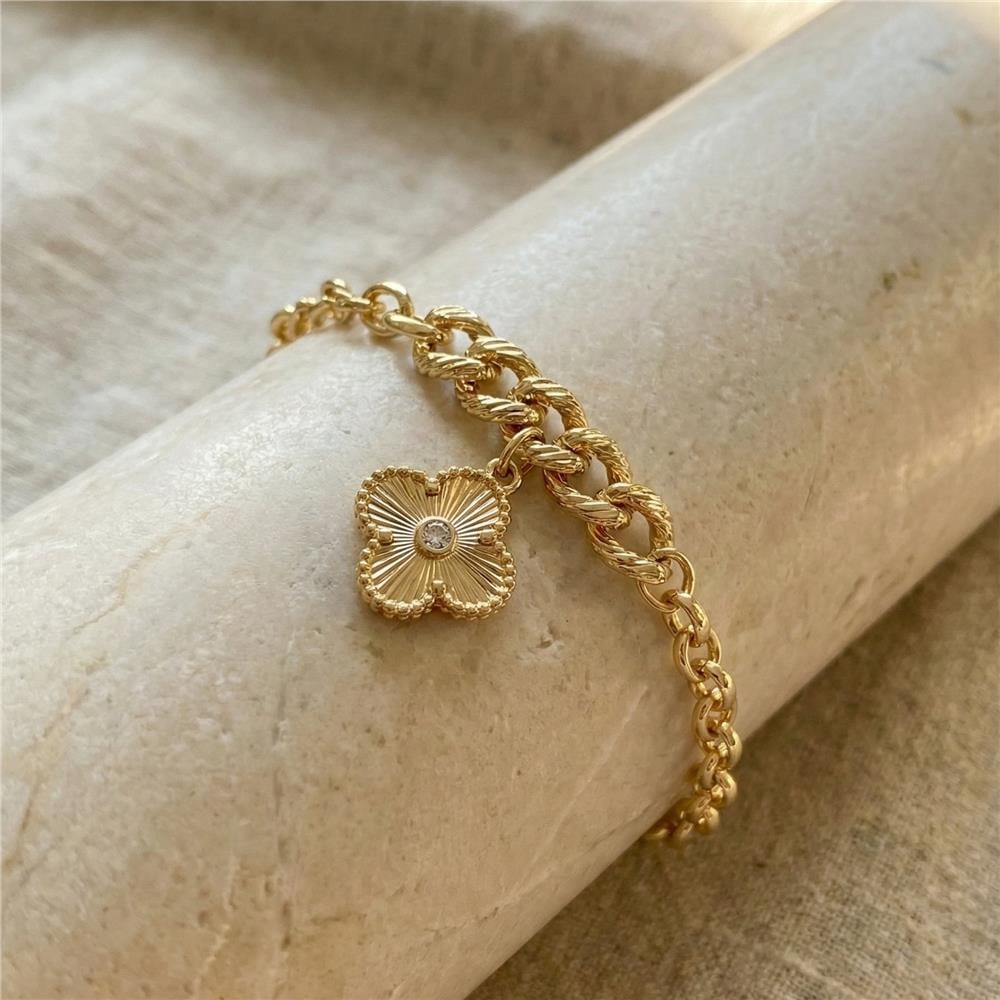 Yonca Charm Küba Zincir Bileklik - 14K Altın Rengi Kaplama, 17+3 cm